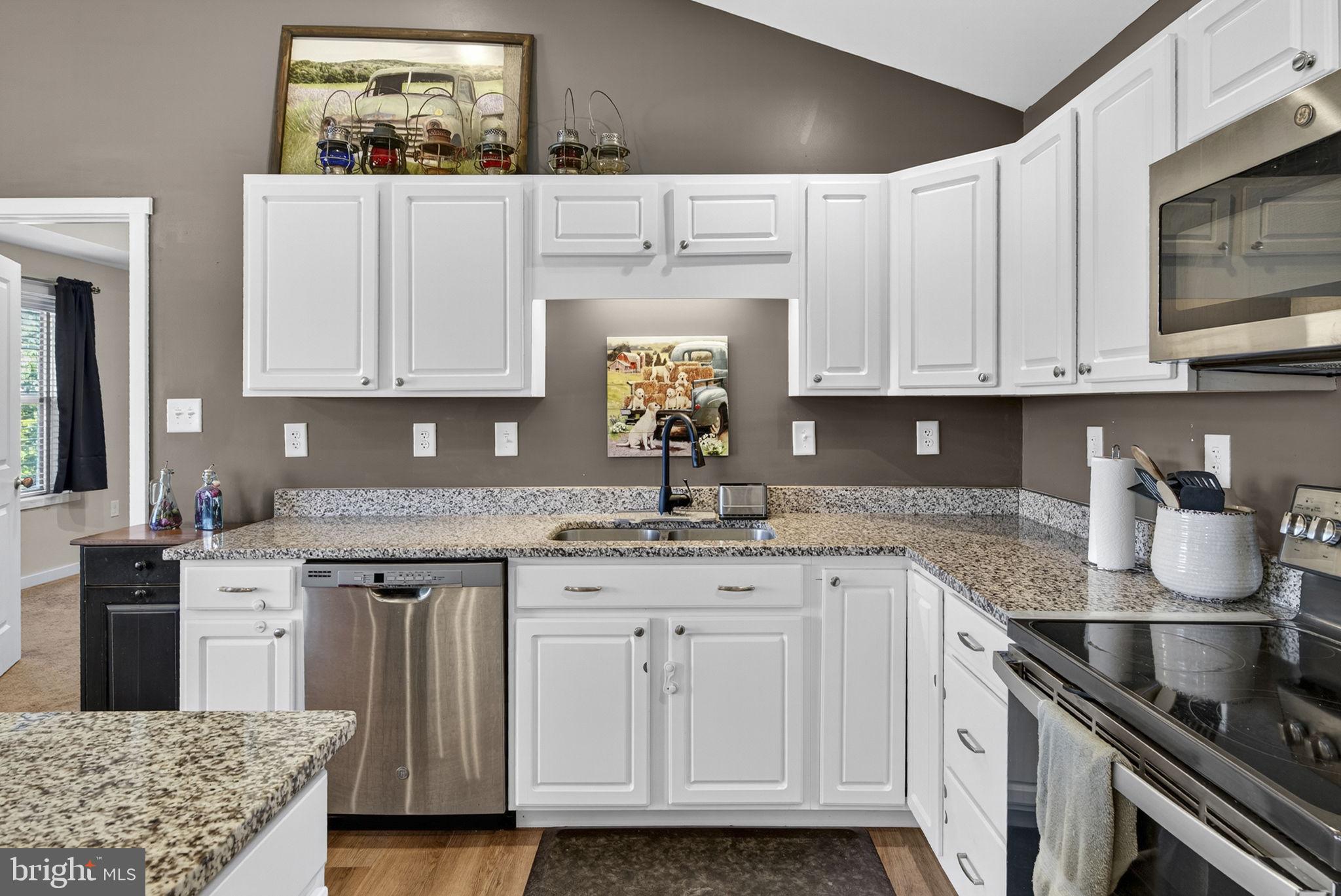 HERITAGE HILLS - Residential