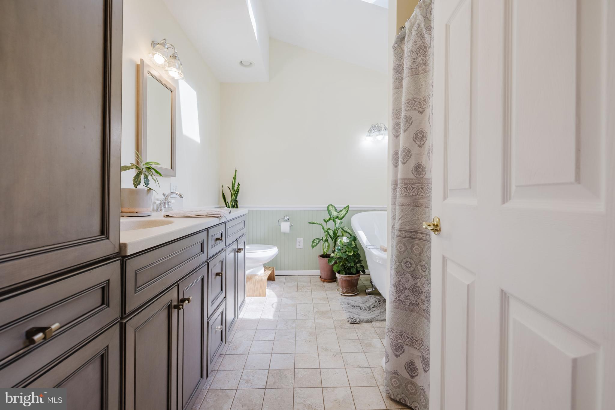 NEW FREEDOM - Residential