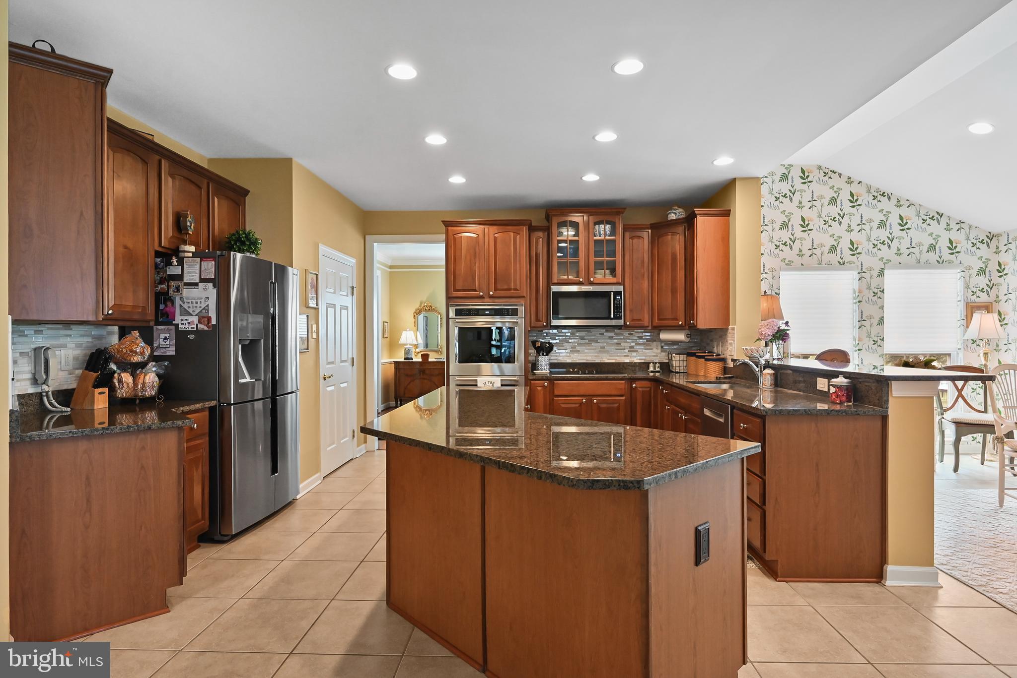 689 SPRING MEADOW DRIVE