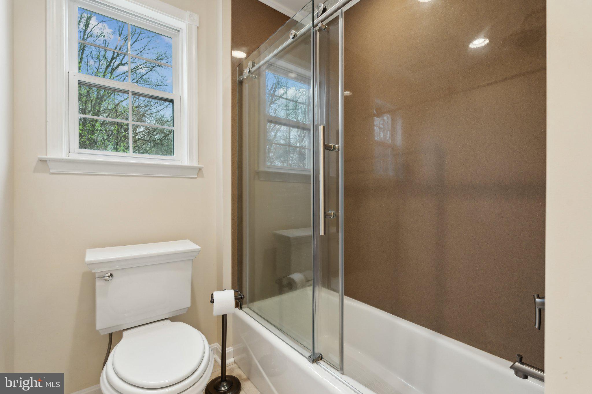WOODCREST - Residential