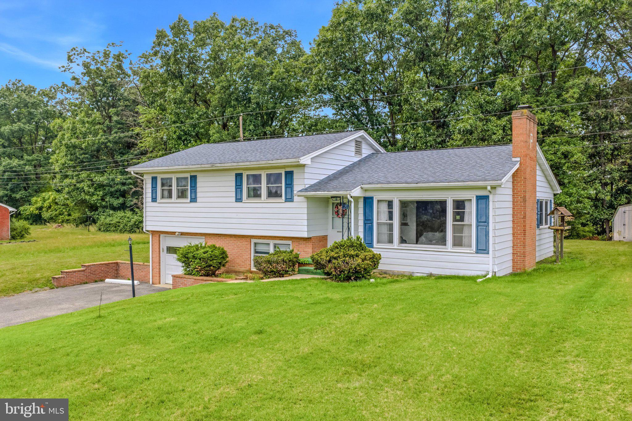 381 GROVE HEIGHTS ROAD