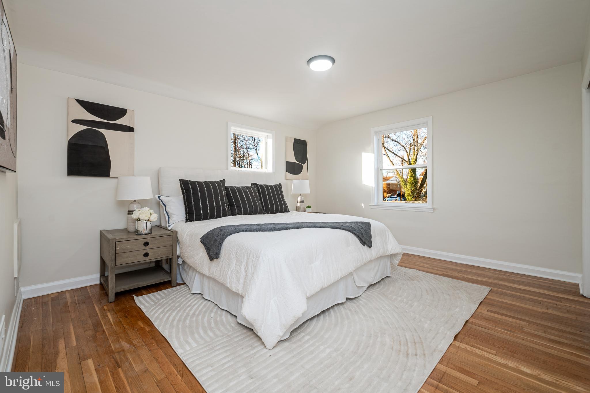 CHINQUAPIN PARK - Residential