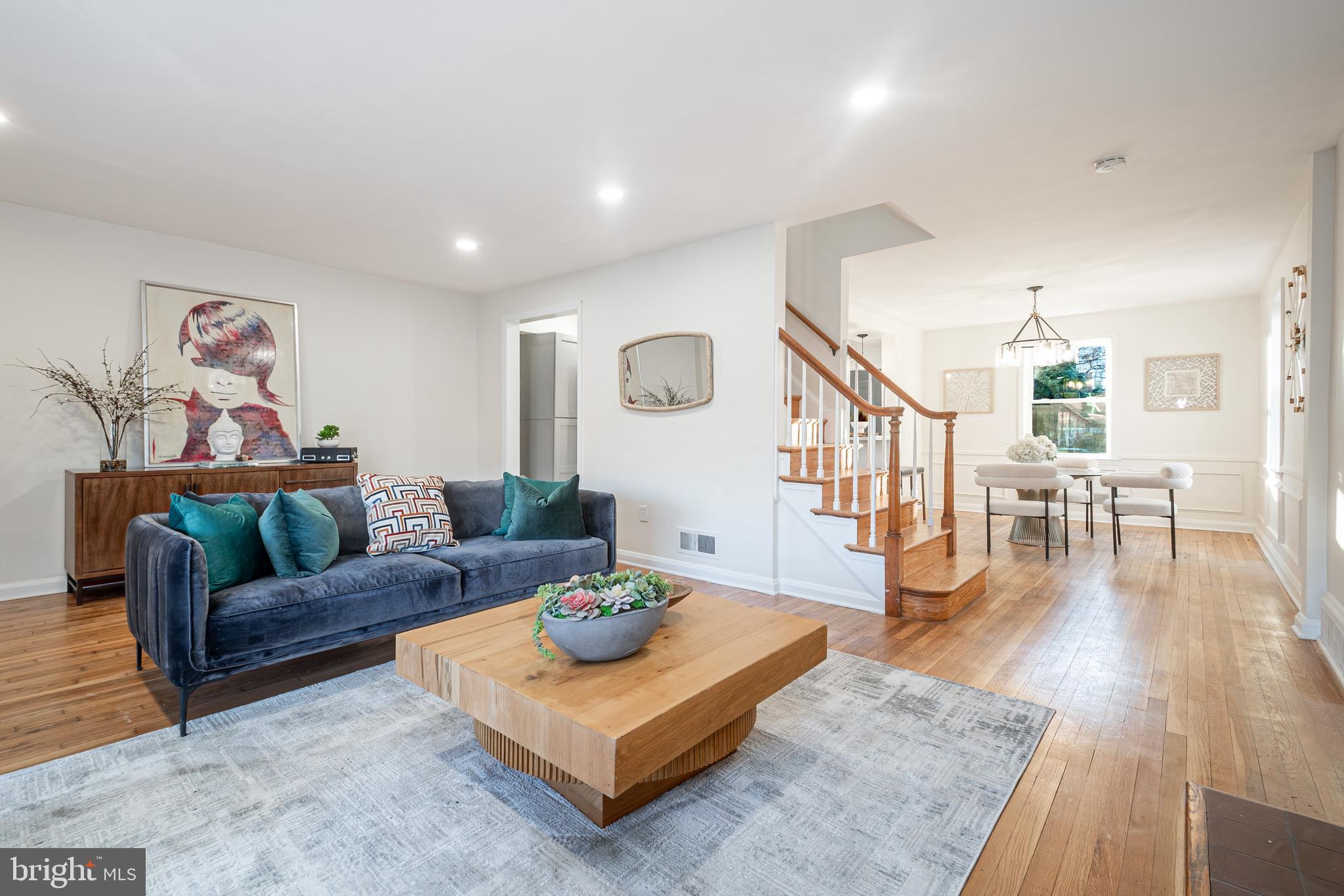 CHINQUAPIN PARK - Residential