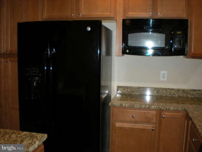 VILLAGES OF URBANA - Residential Lease