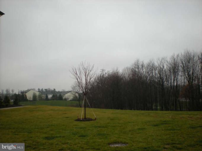 VILLAGES OF URBANA - Residential Lease