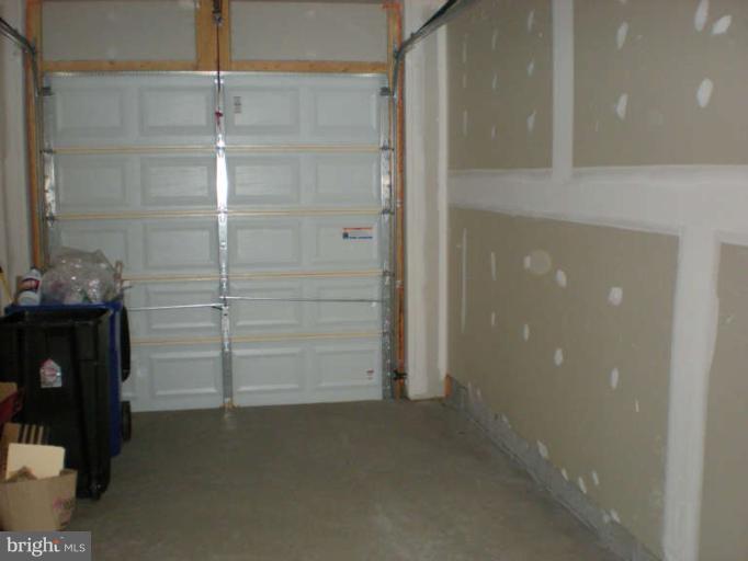 VILLAGES OF URBANA - Residential Lease