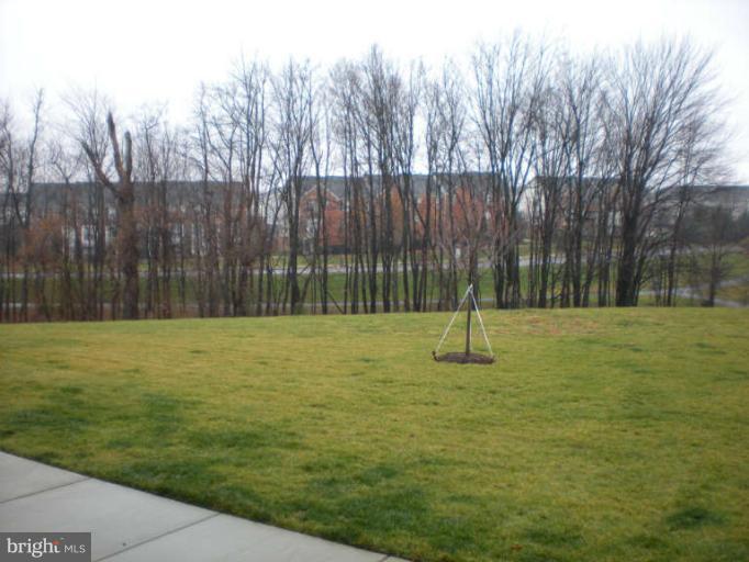 VILLAGES OF URBANA - Residential Lease