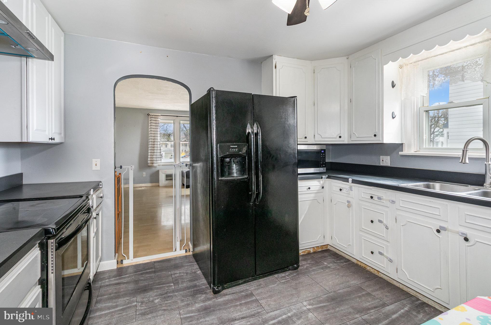 EAST PENNSBORO - Residential