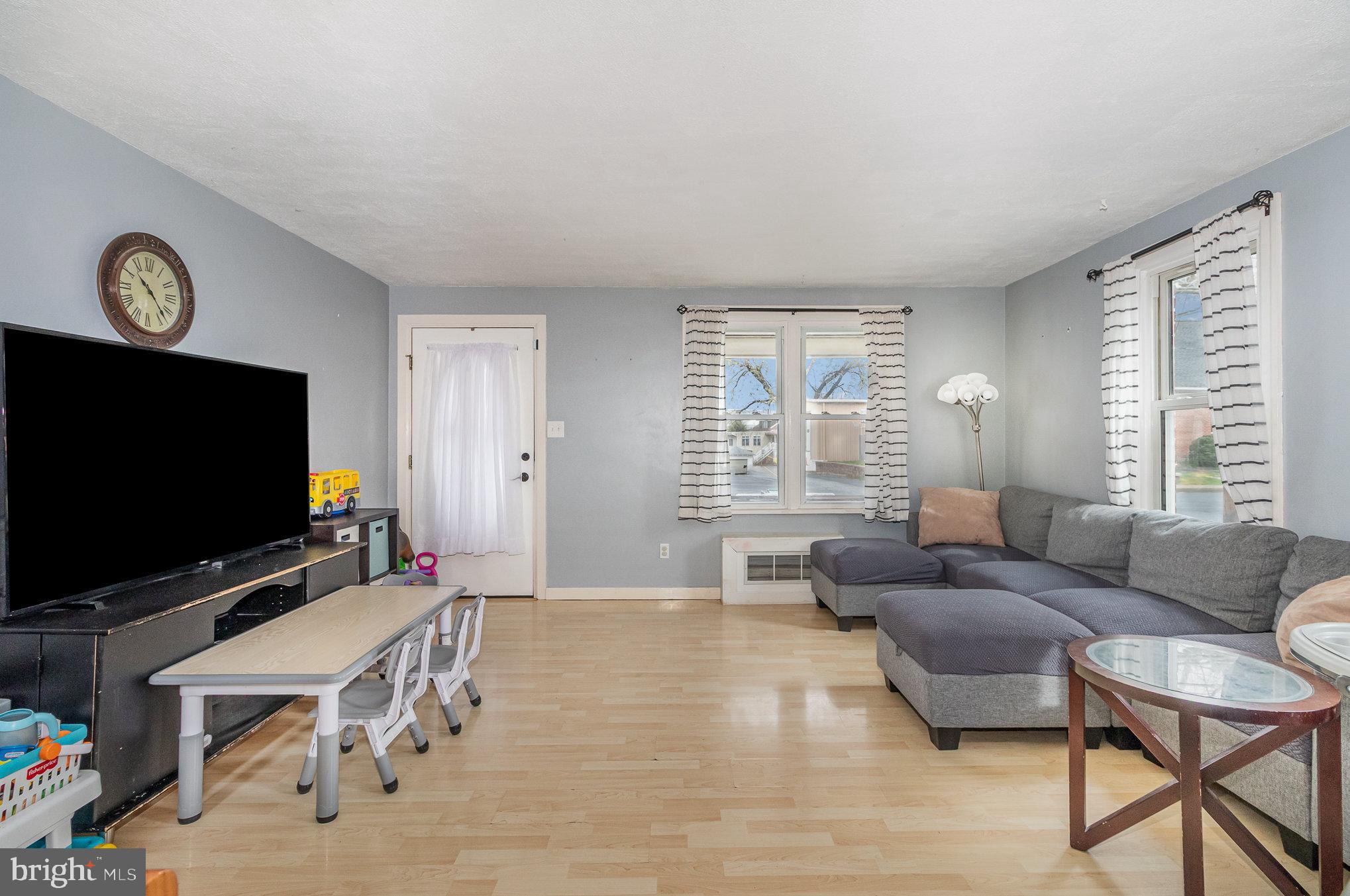 EAST PENNSBORO - Residential