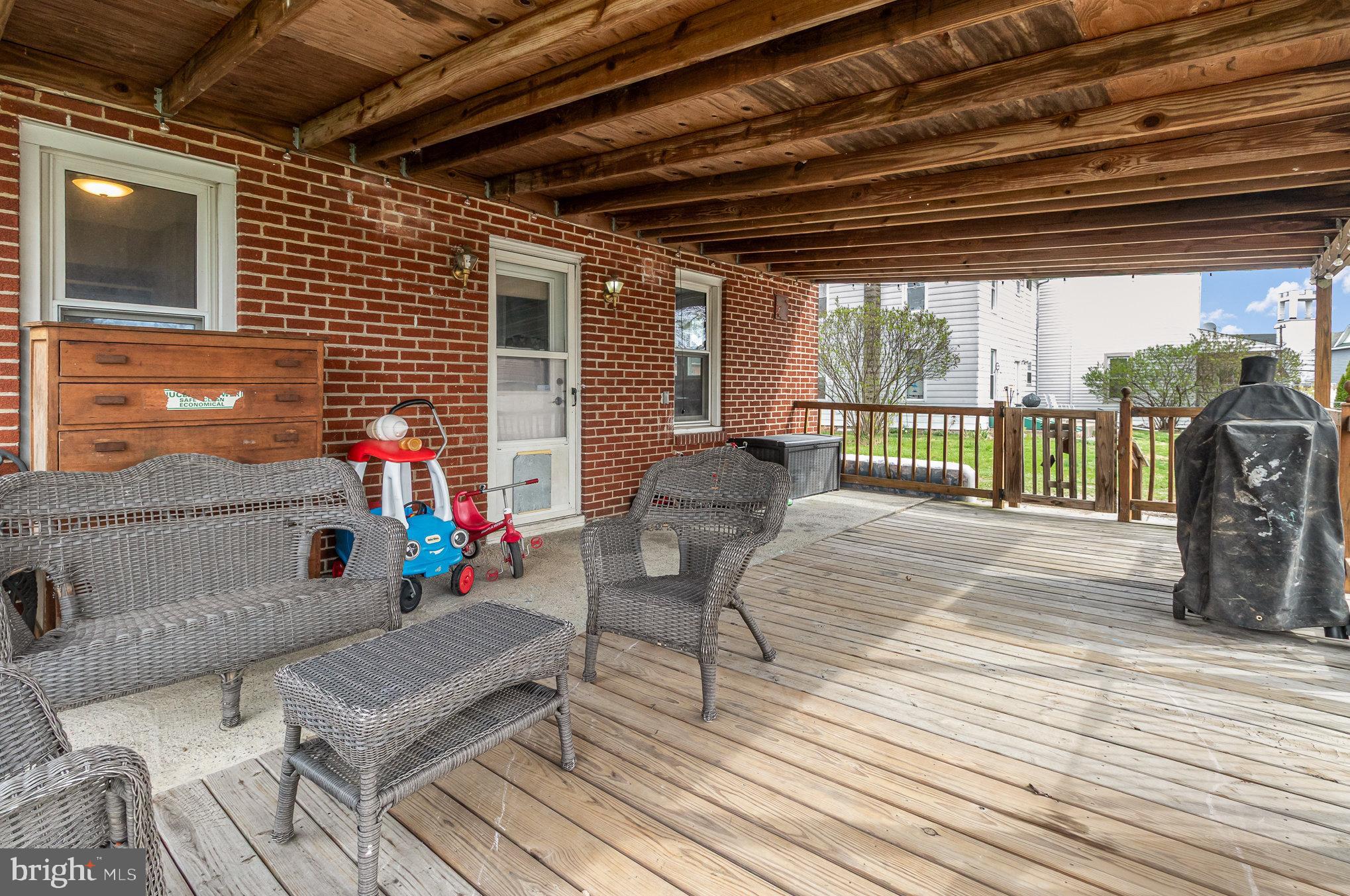 EAST PENNSBORO - Residential