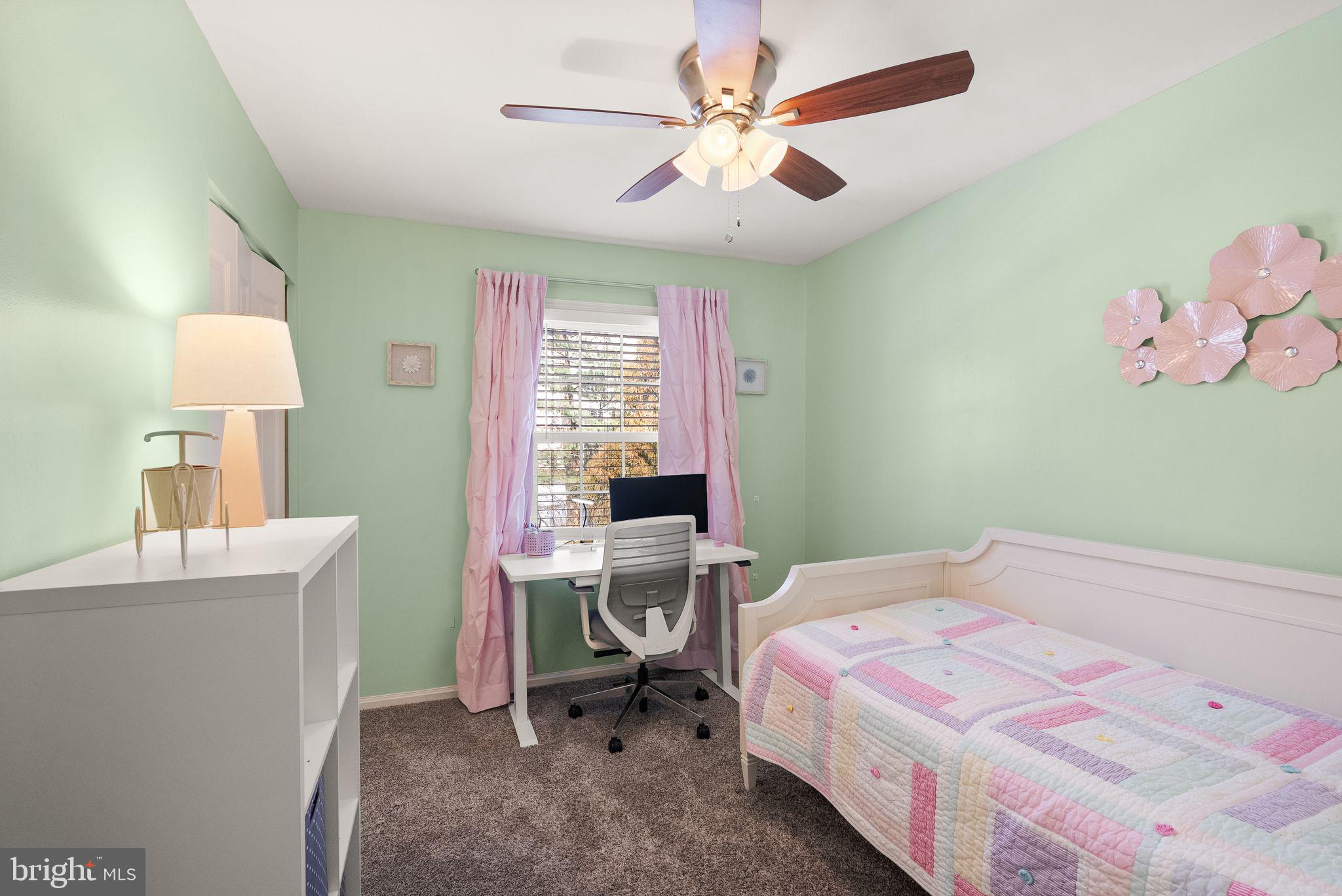 COUNTRY CREEK - Residential