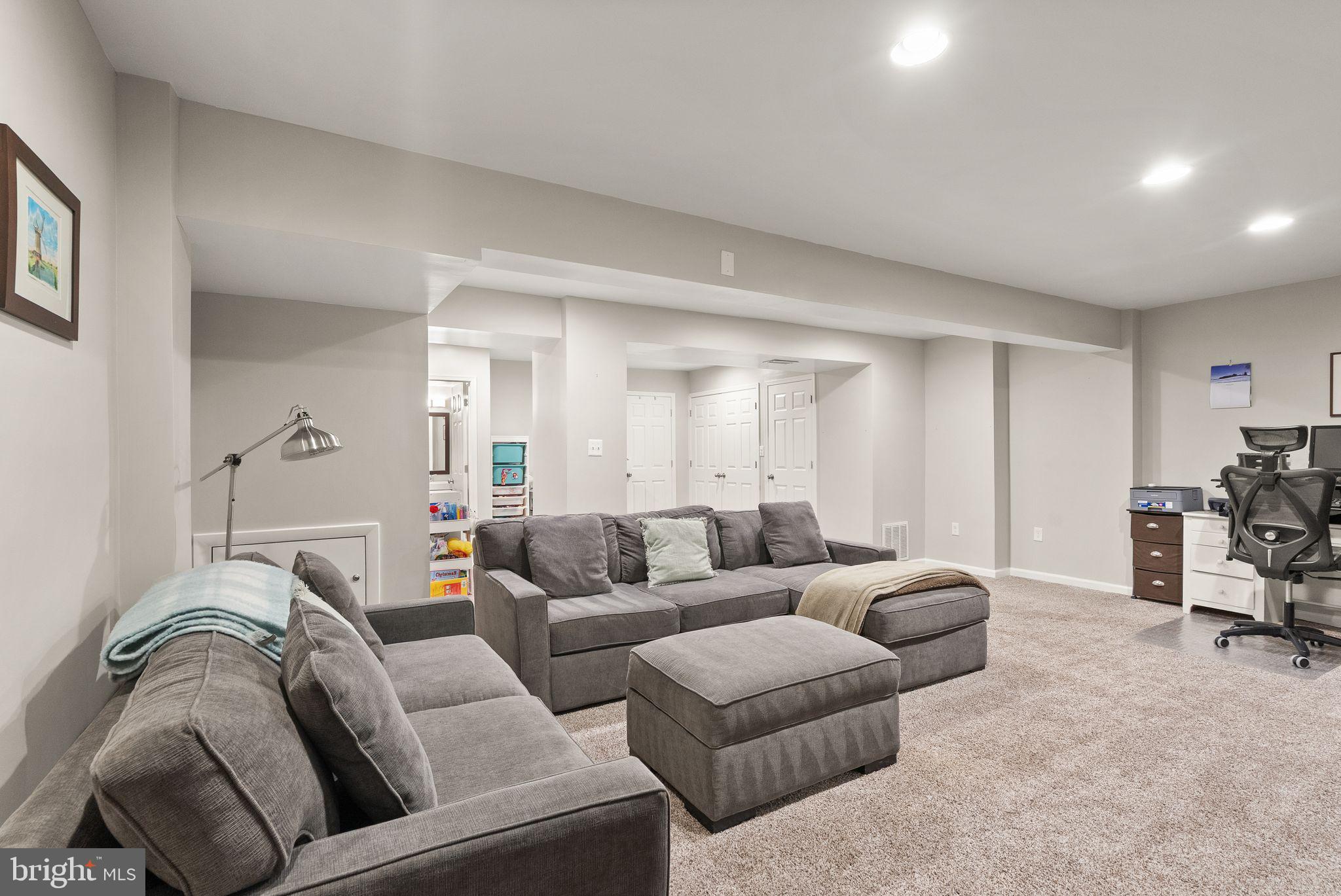 COUNTRY CREEK - Residential