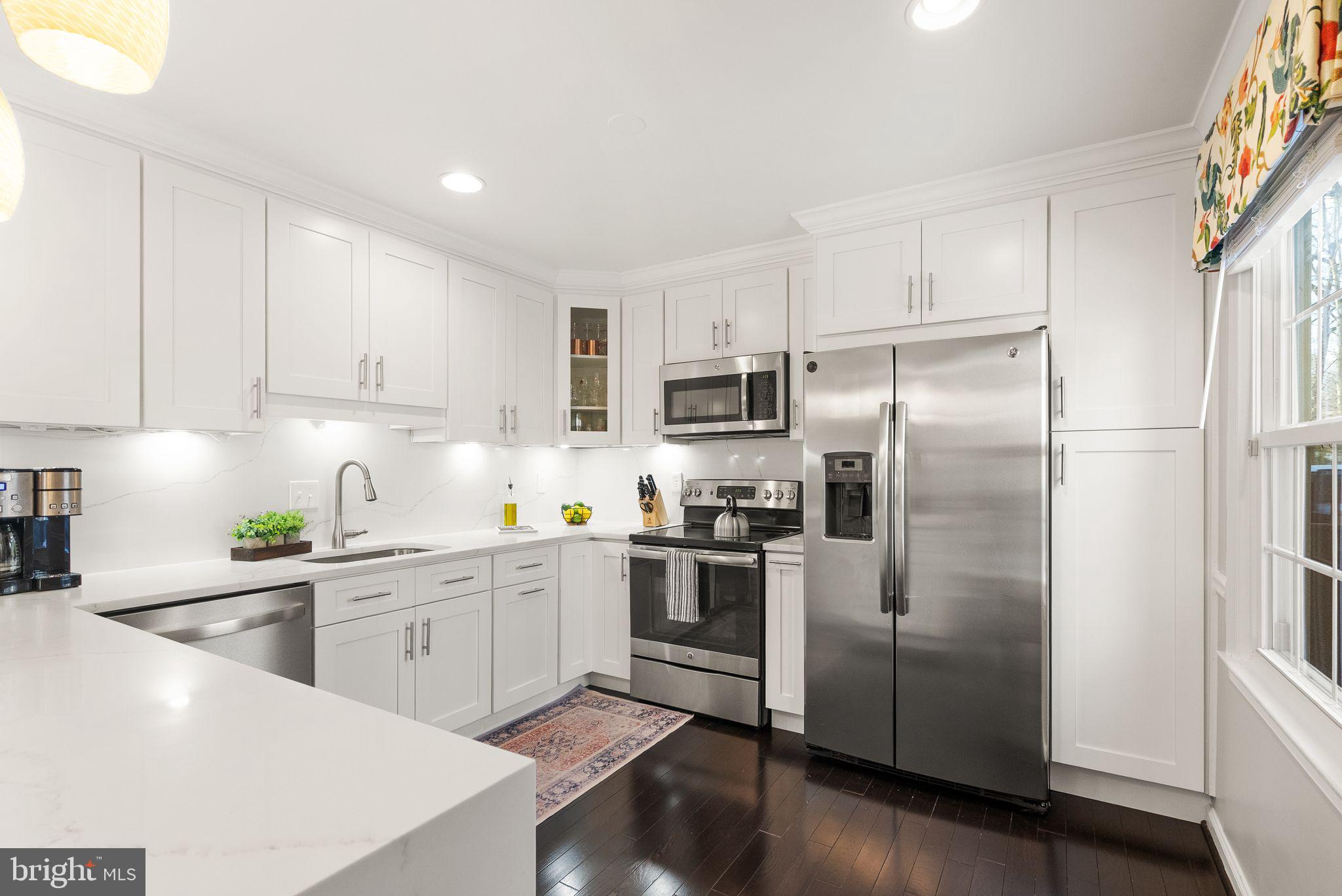 COUNTRY CREEK - Residential