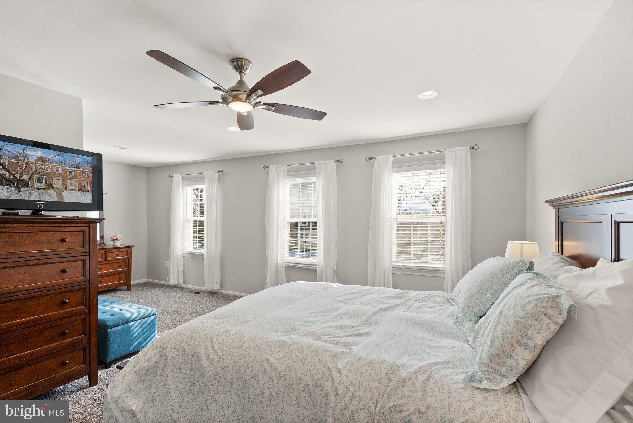 COUNTRY CREEK - Residential