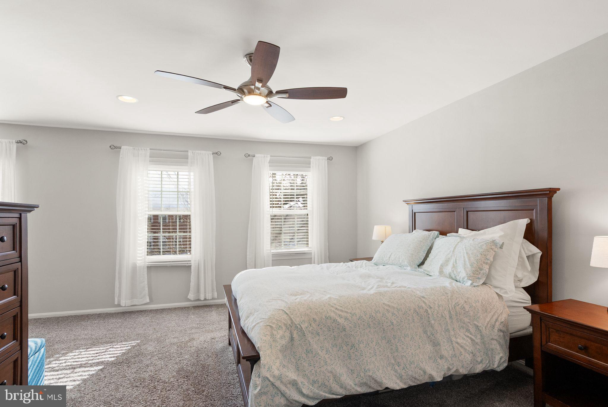 COUNTRY CREEK - Residential