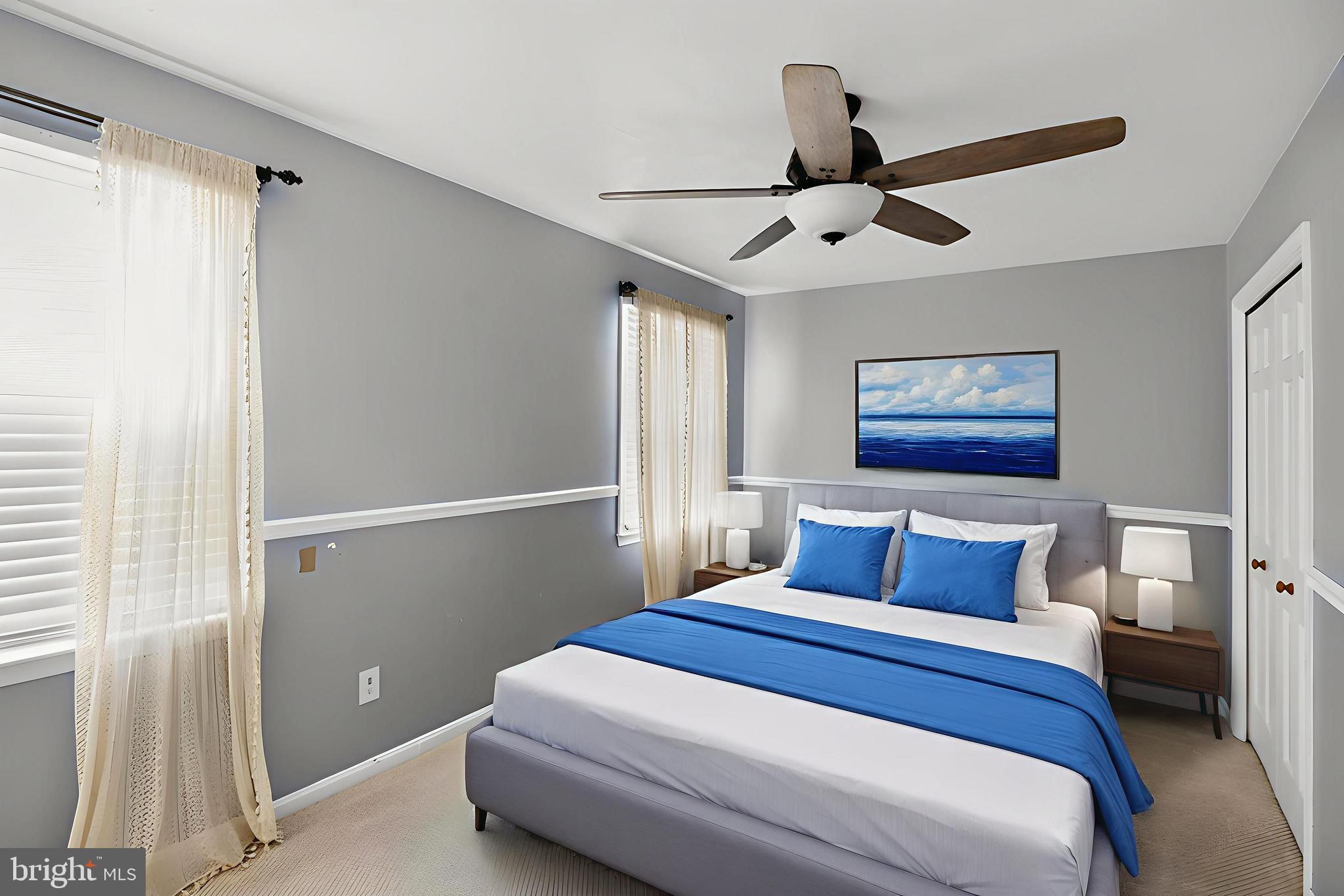 LAWNVALE - Residential