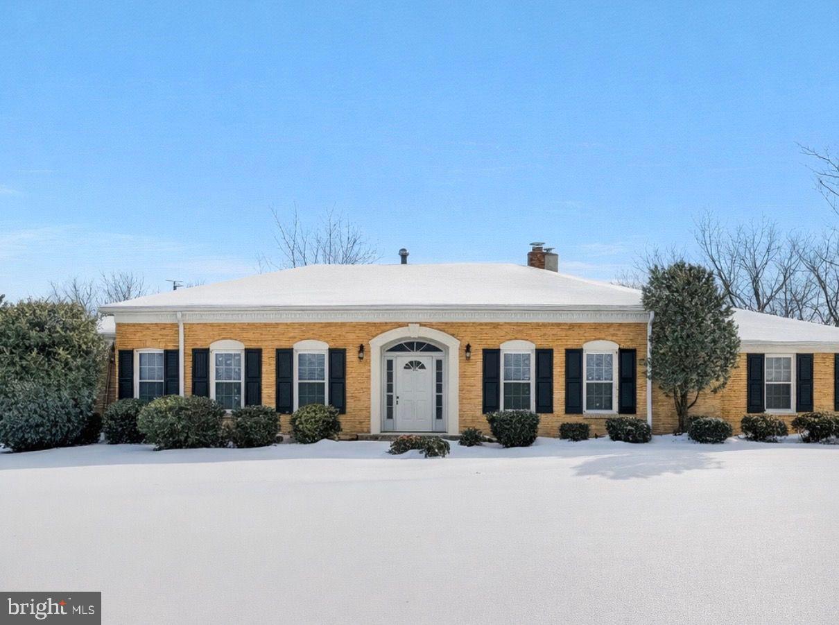 LAWNVALE - Residential