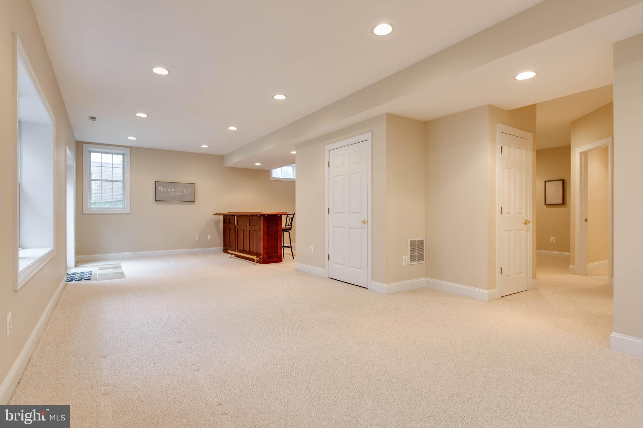 TRIADELPHIA WOODS - Residential