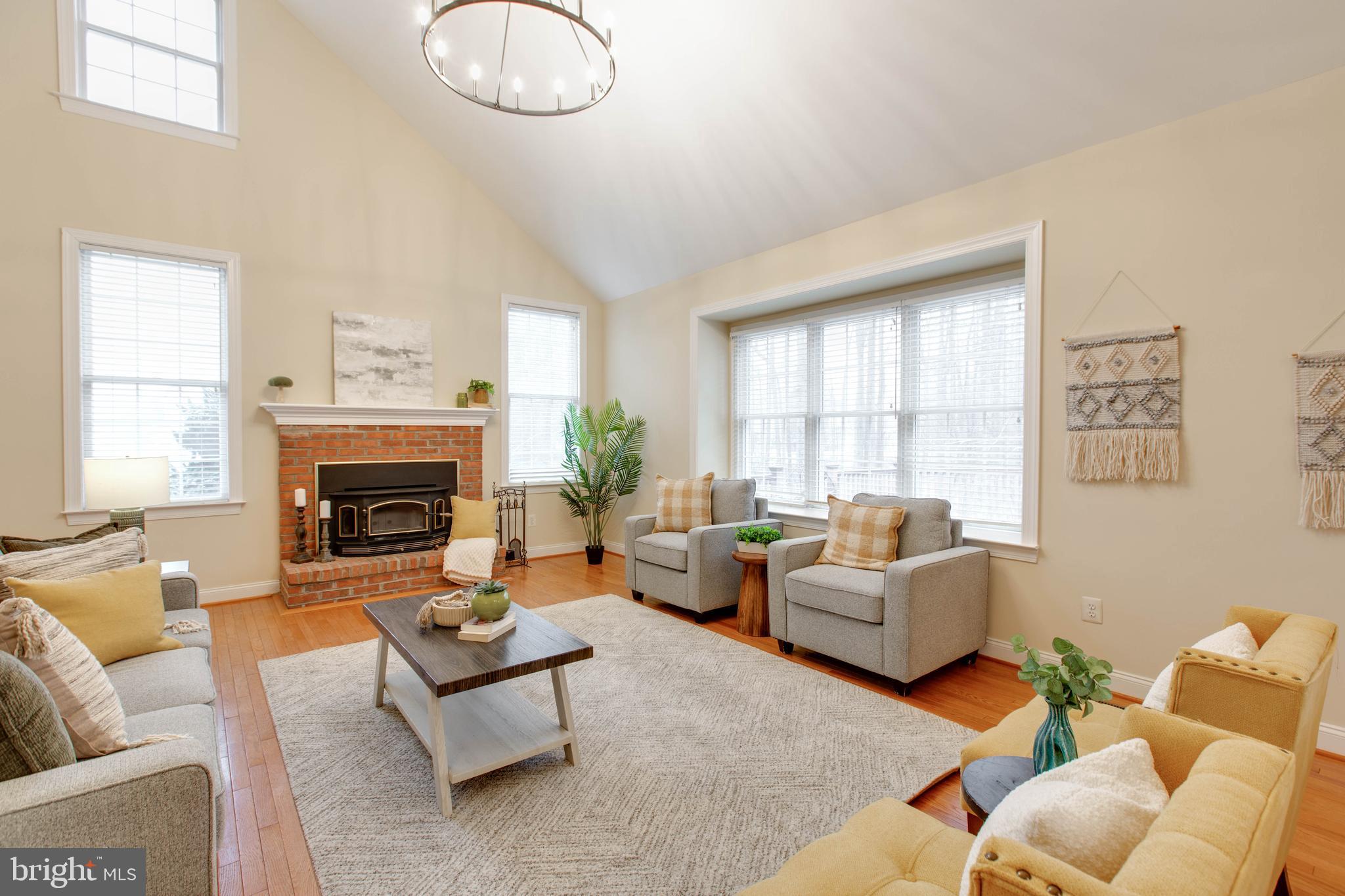 TRIADELPHIA WOODS - Residential