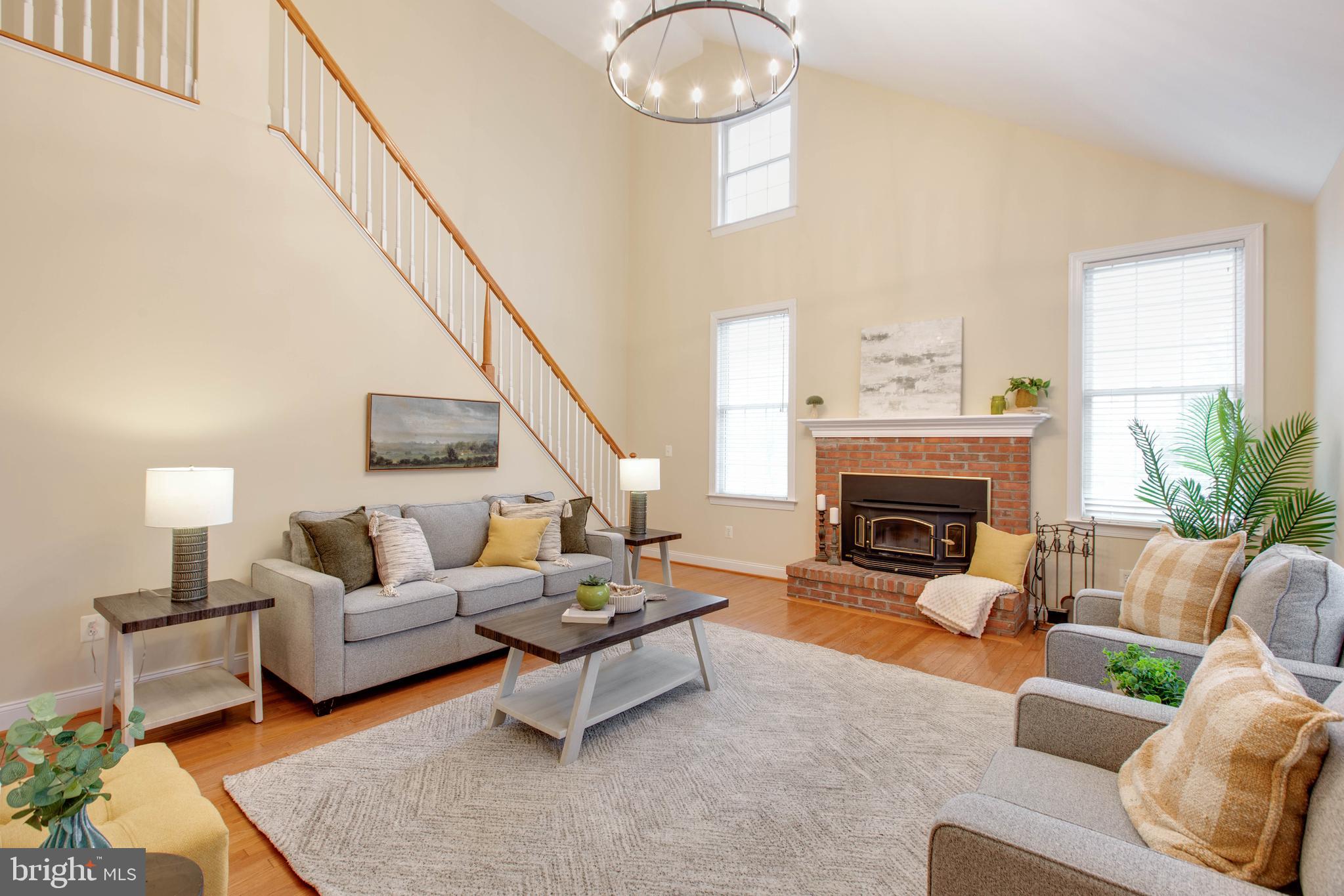 TRIADELPHIA WOODS - Residential