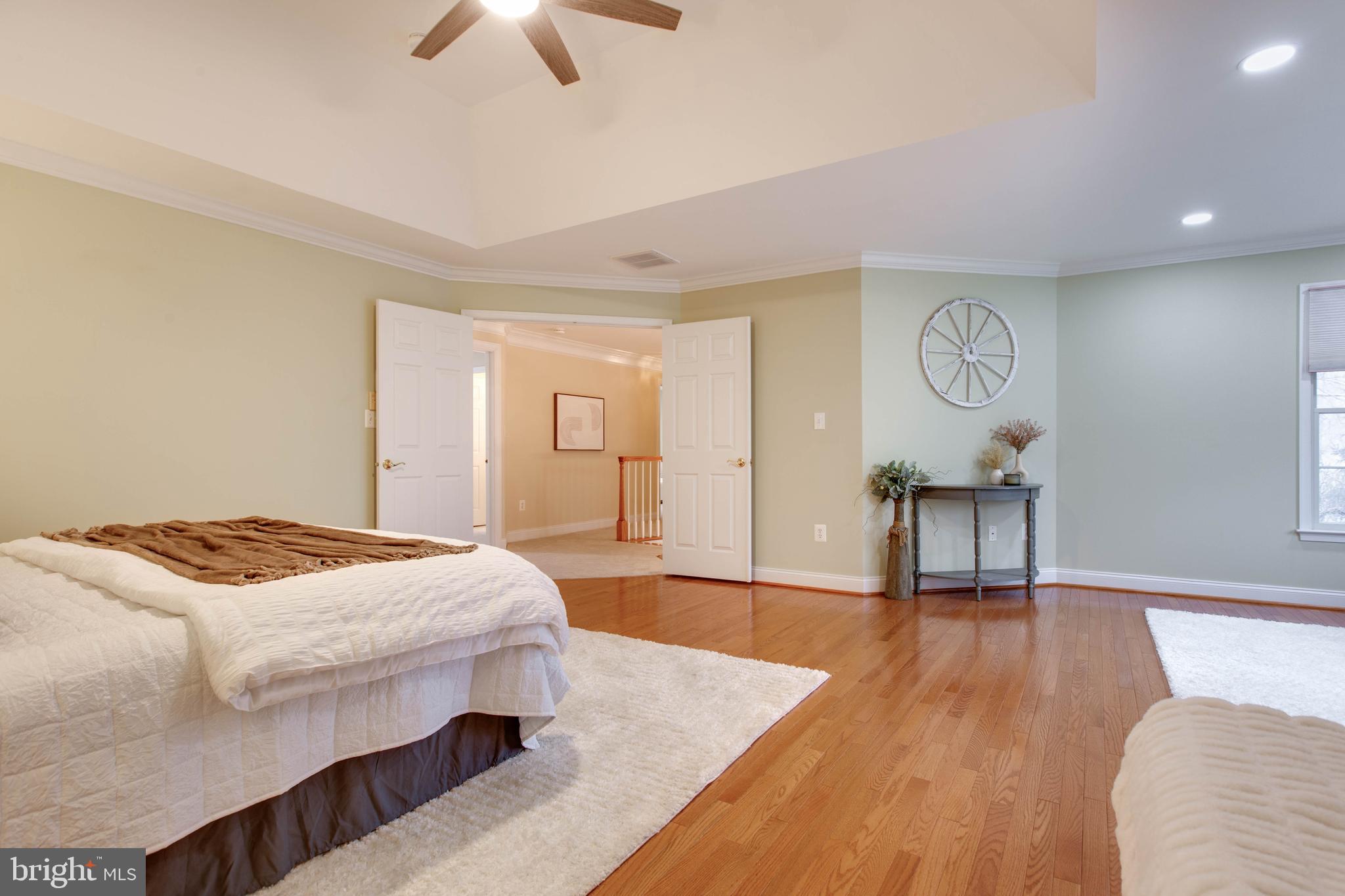 TRIADELPHIA WOODS - Residential