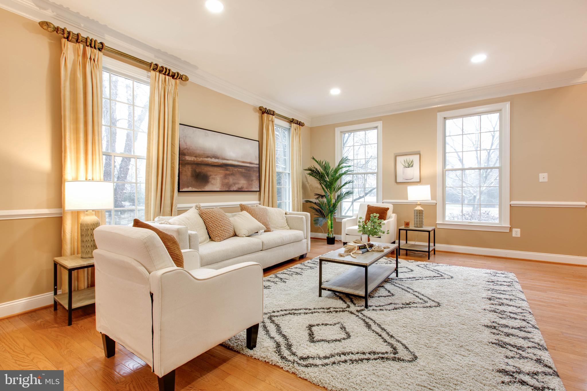 TRIADELPHIA WOODS - Residential