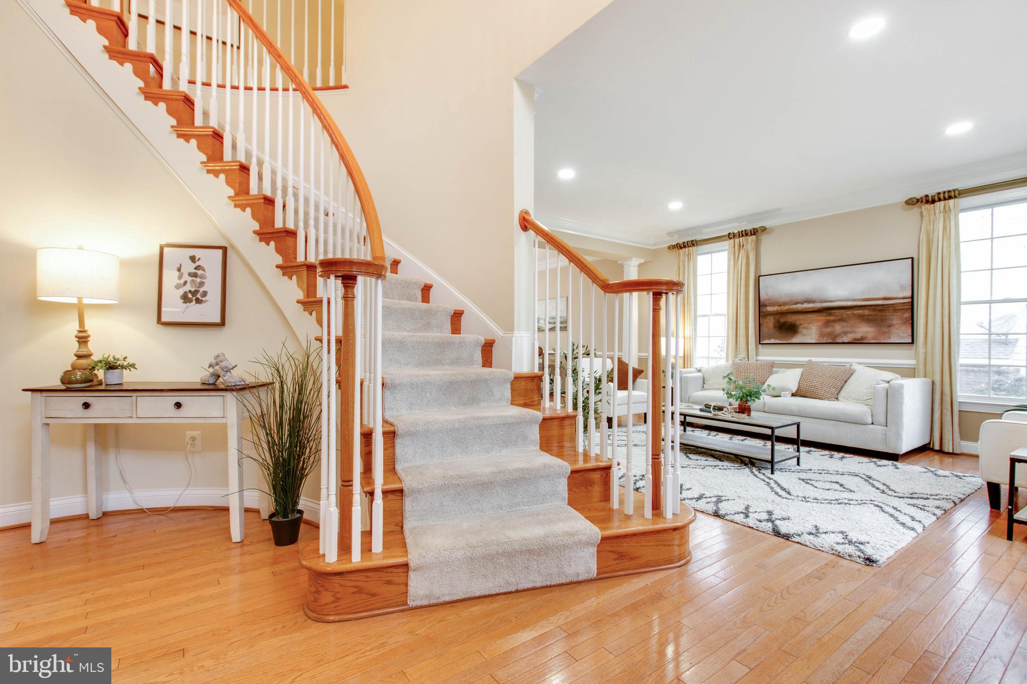 TRIADELPHIA WOODS - Residential