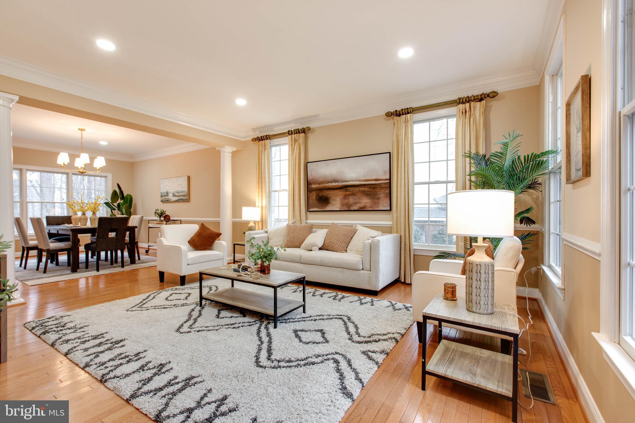 TRIADELPHIA WOODS - Residential