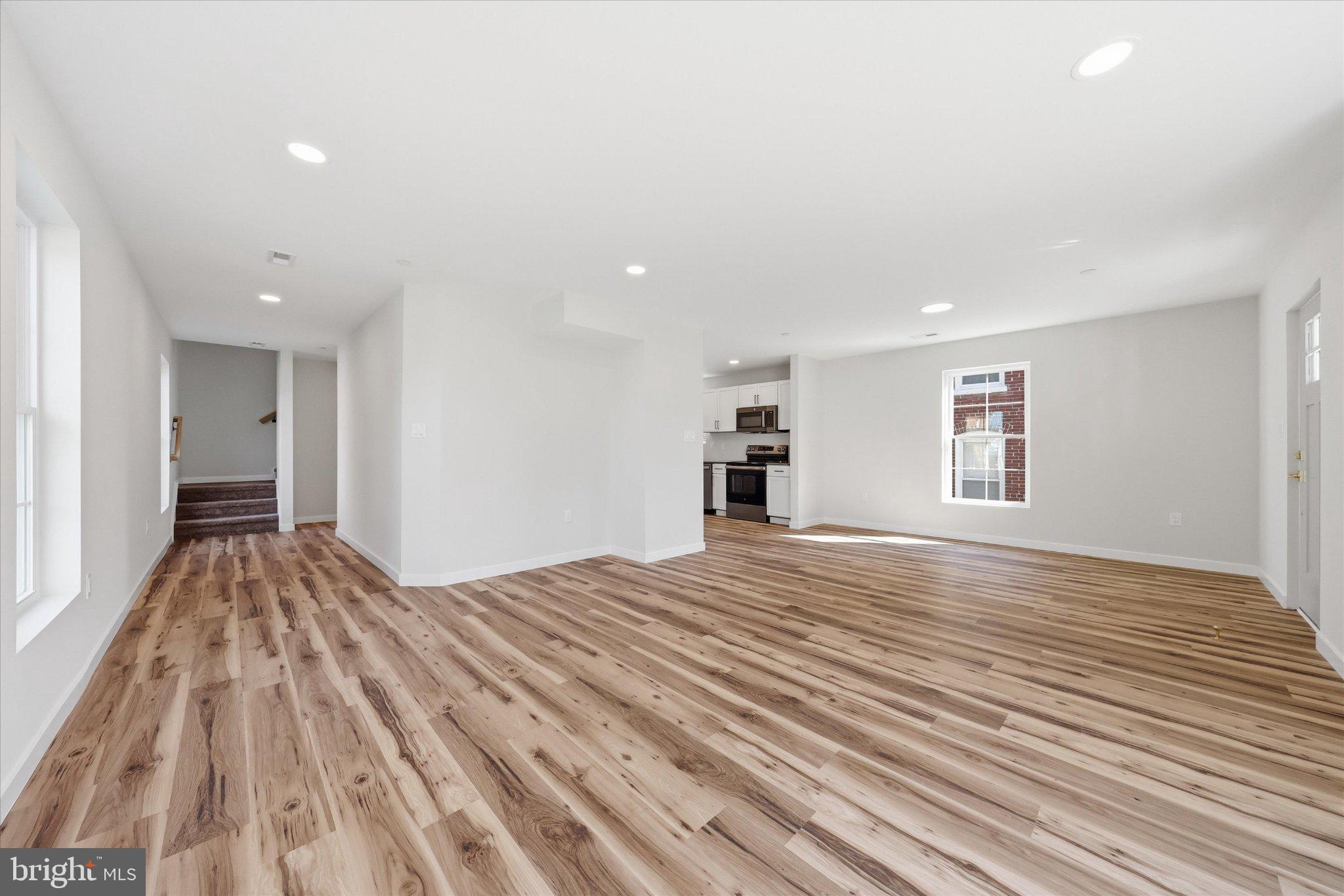 530 RIDGE AVENUE