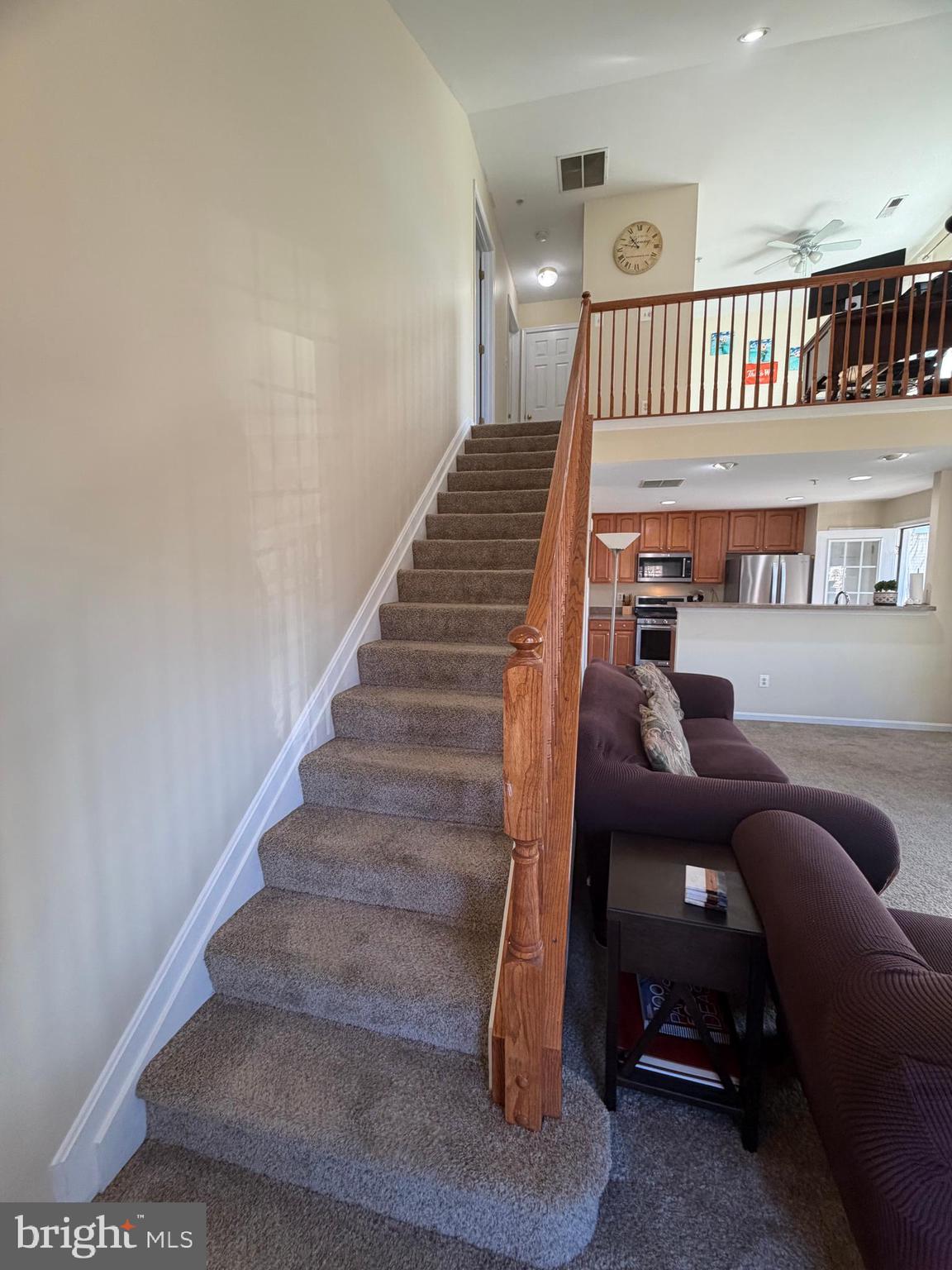 SEVEN OAKS - Residential