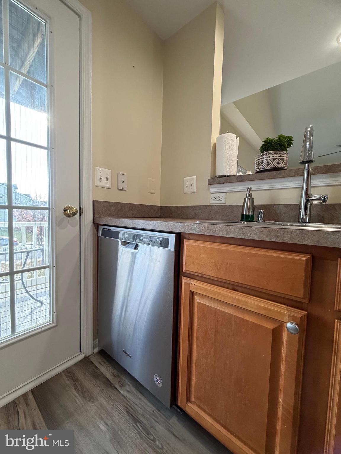 SEVEN OAKS - Residential