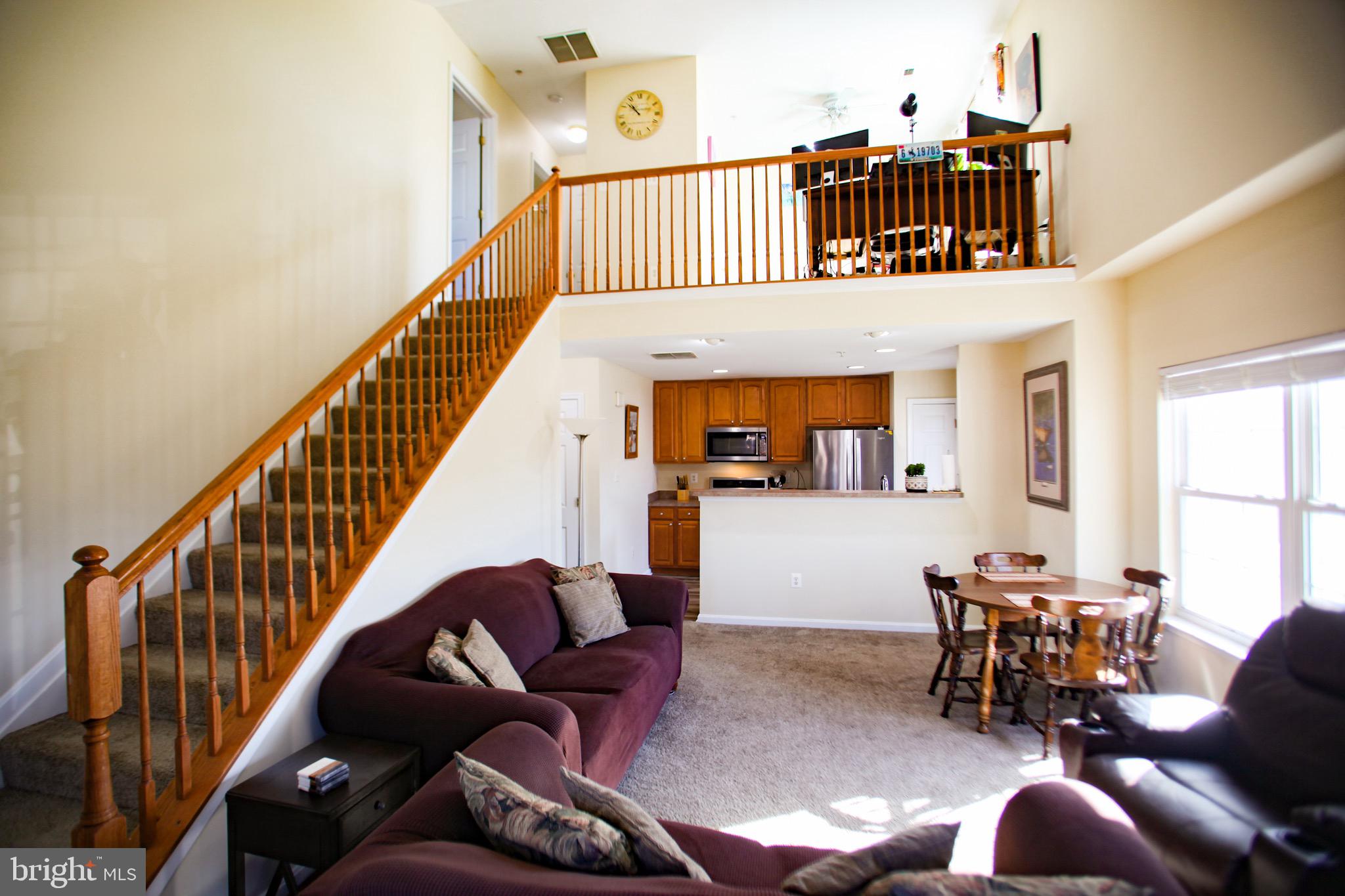 SEVEN OAKS - Residential