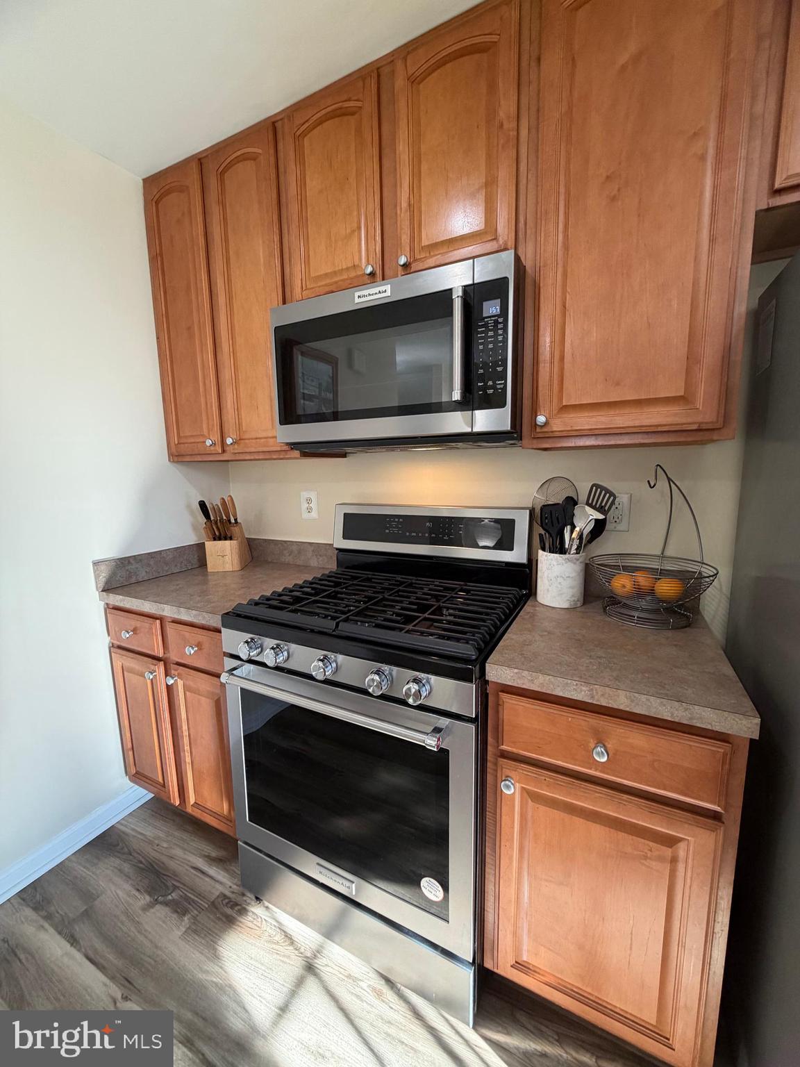 SEVEN OAKS - Residential