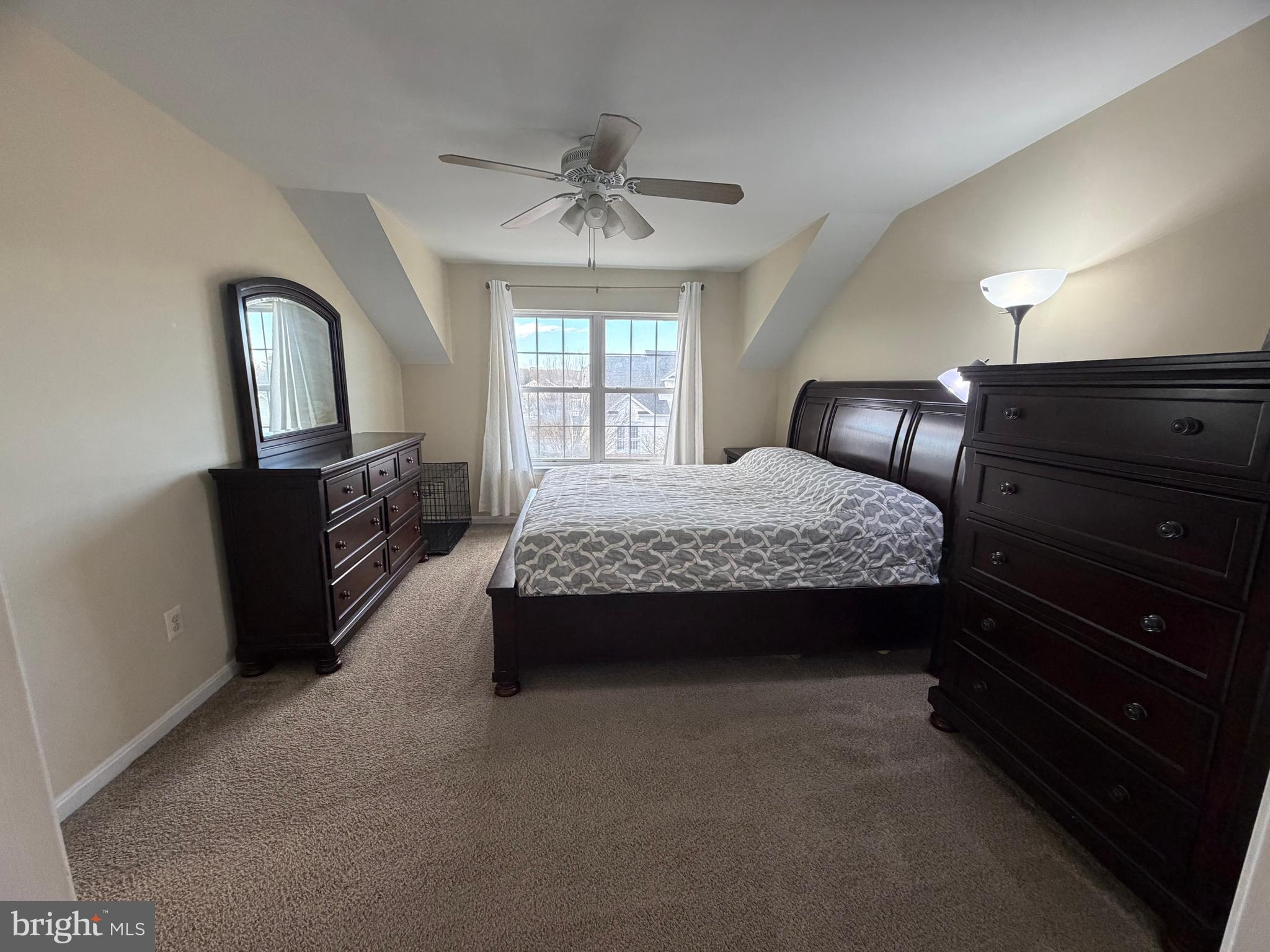 SEVEN OAKS - Residential