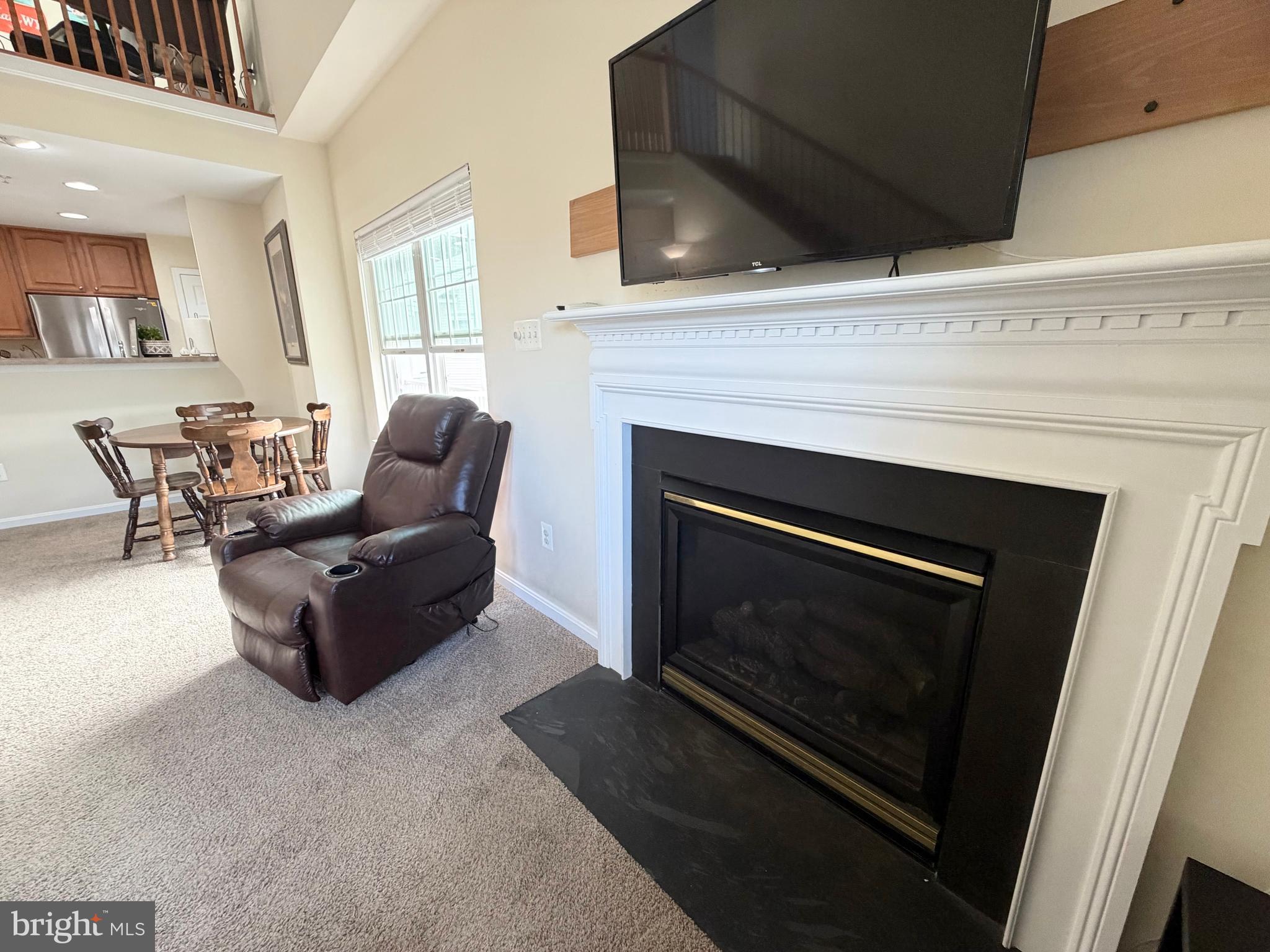 SEVEN OAKS - Residential