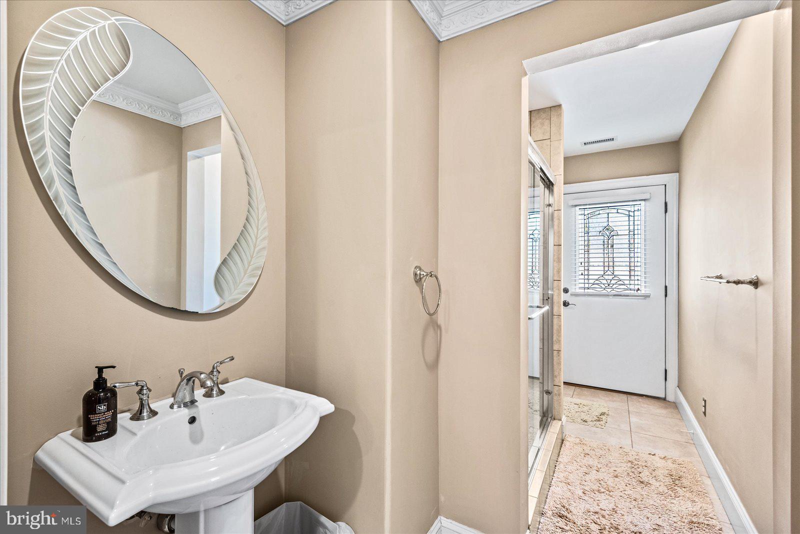 DEEPWATER COVE - Residential