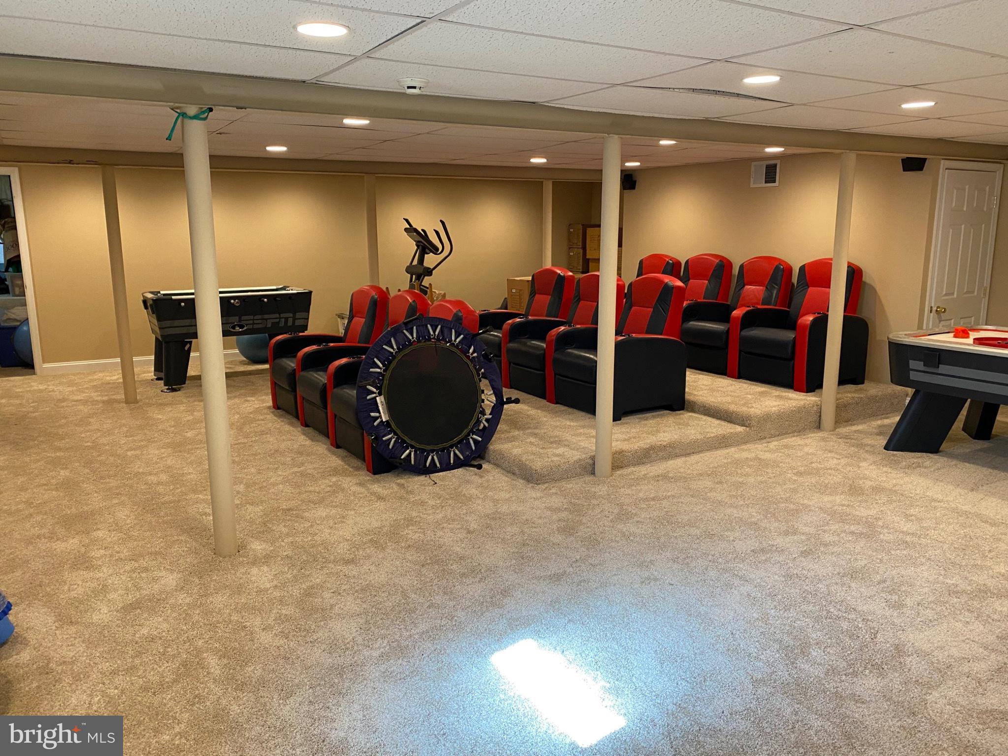 DEEPWATER COVE - Residential