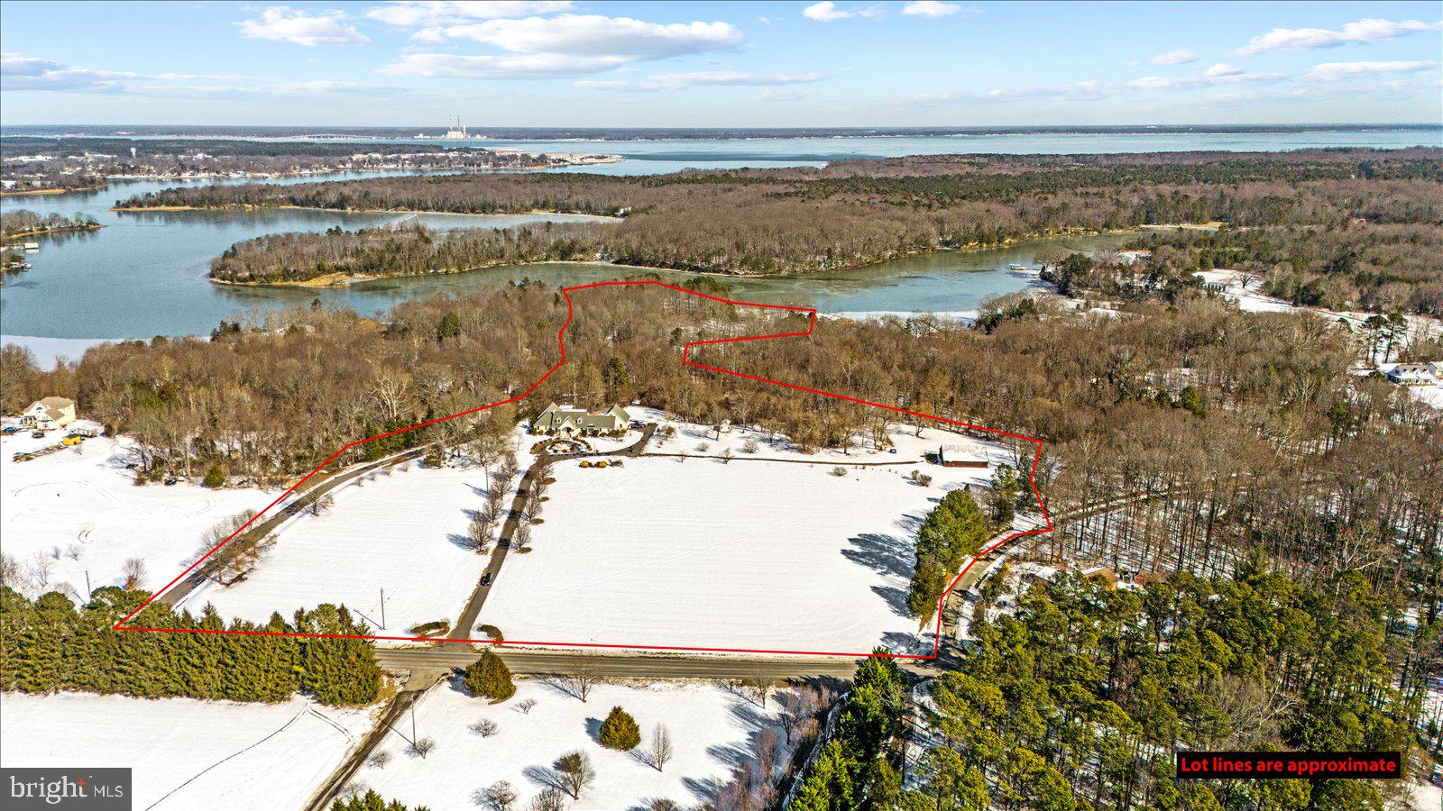 DEEPWATER COVE - Residential