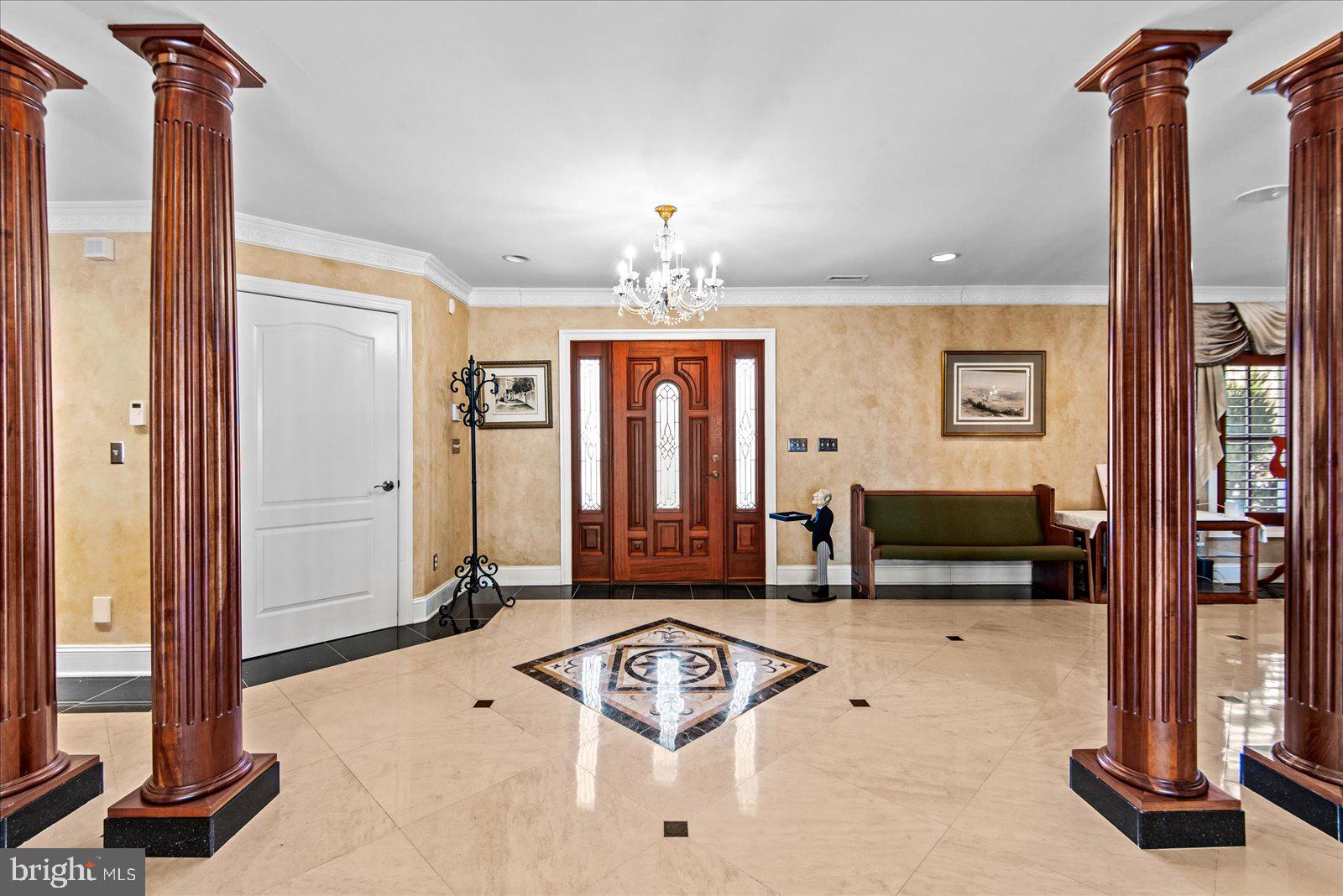 DEEPWATER COVE - Residential