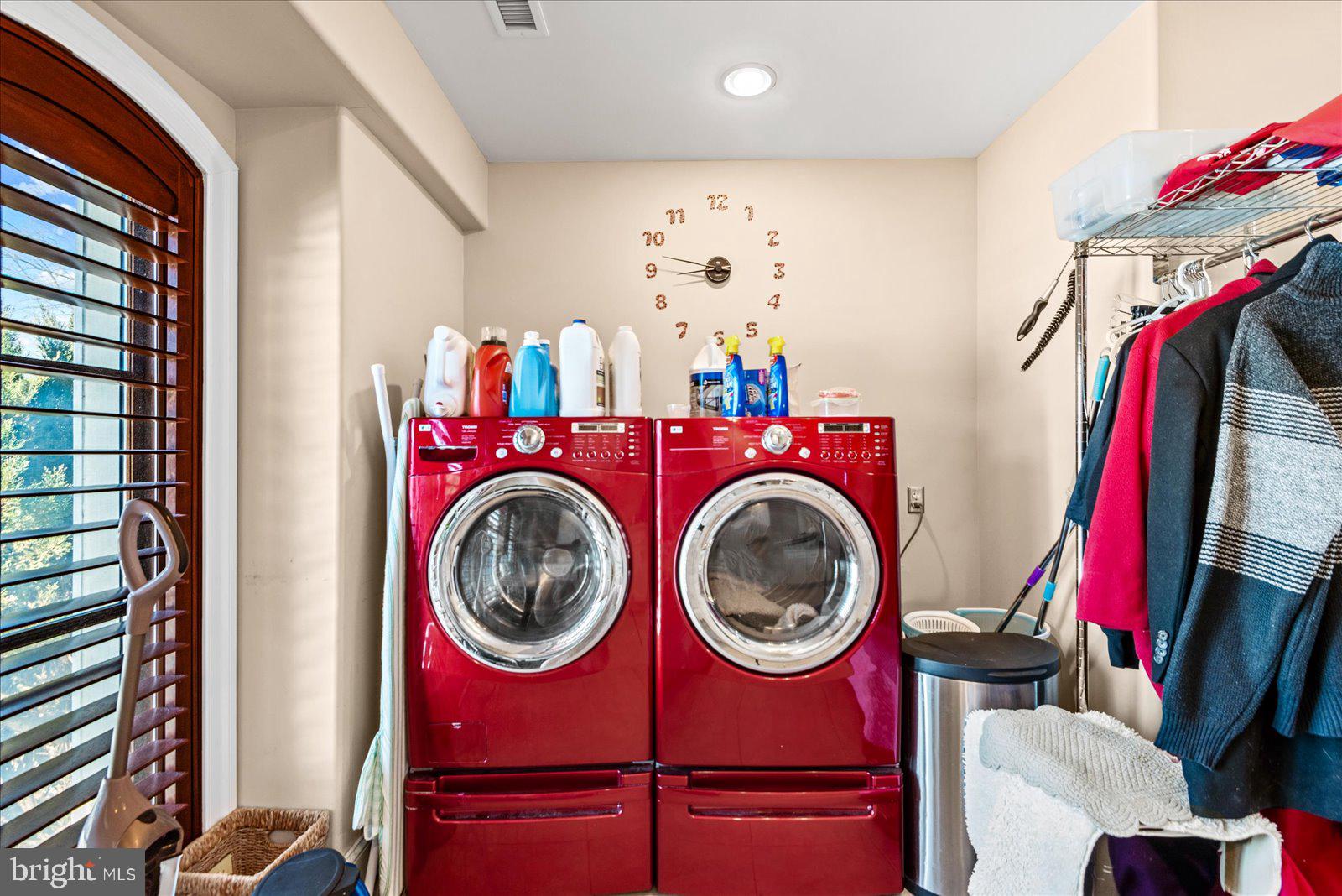 DEEPWATER COVE - Residential