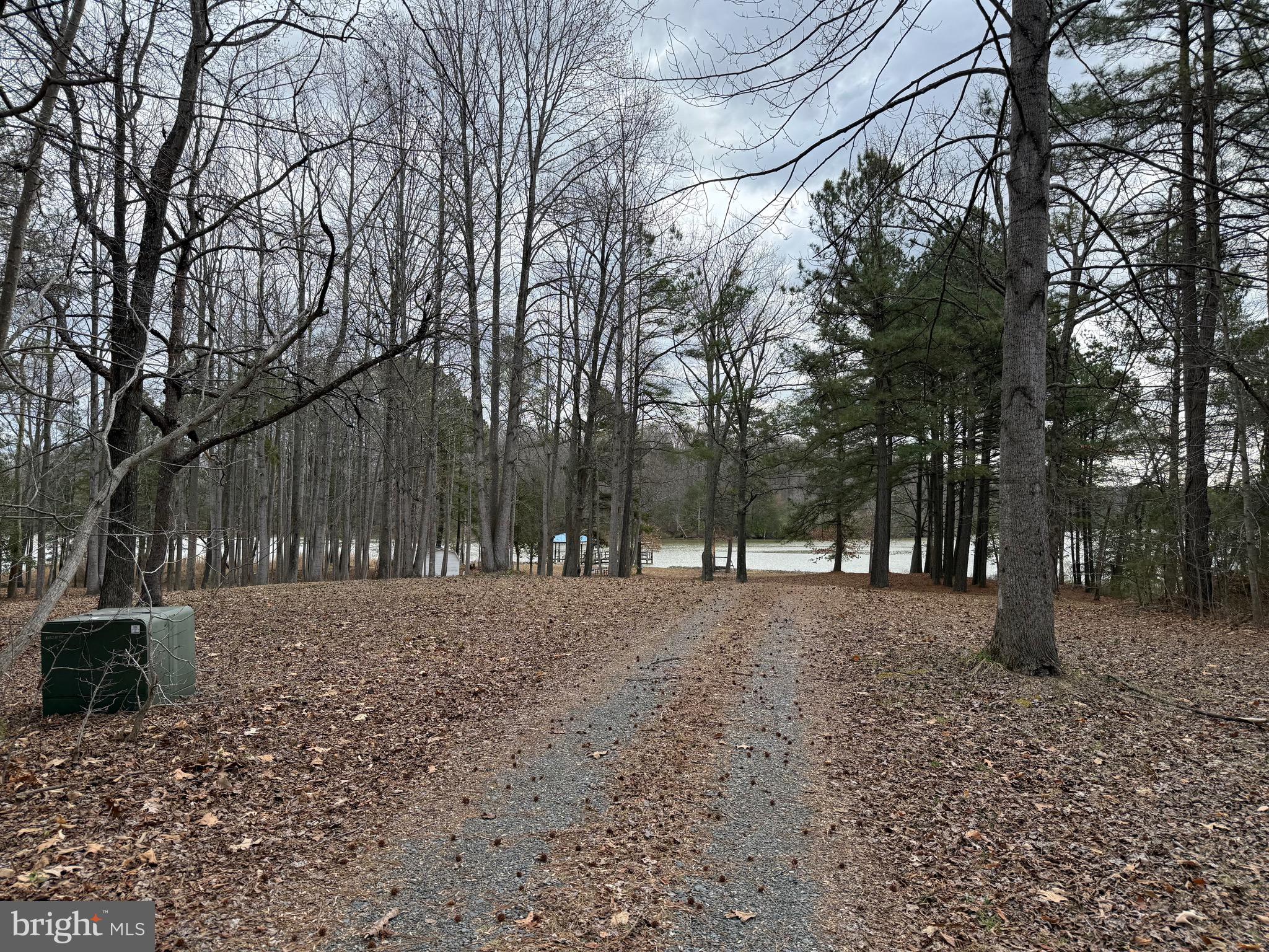 DEEPWATER COVE - Residential