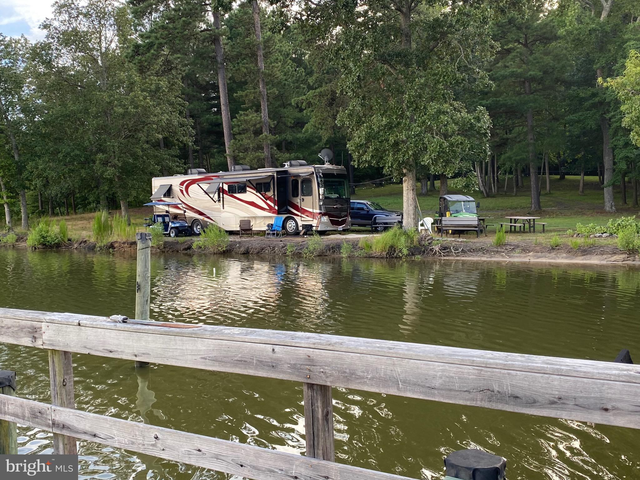 DEEPWATER COVE - Residential