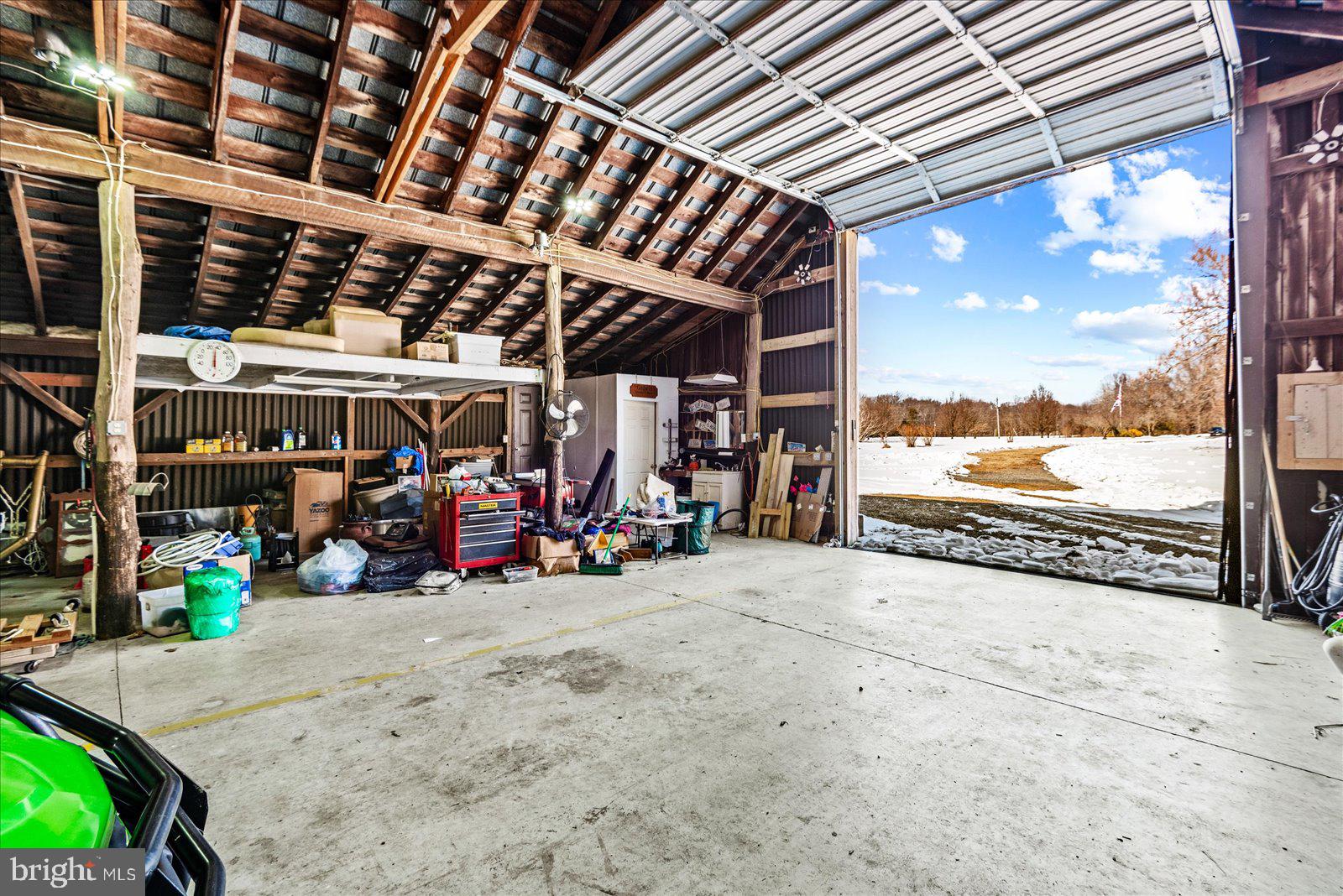 DEEPWATER COVE - Residential