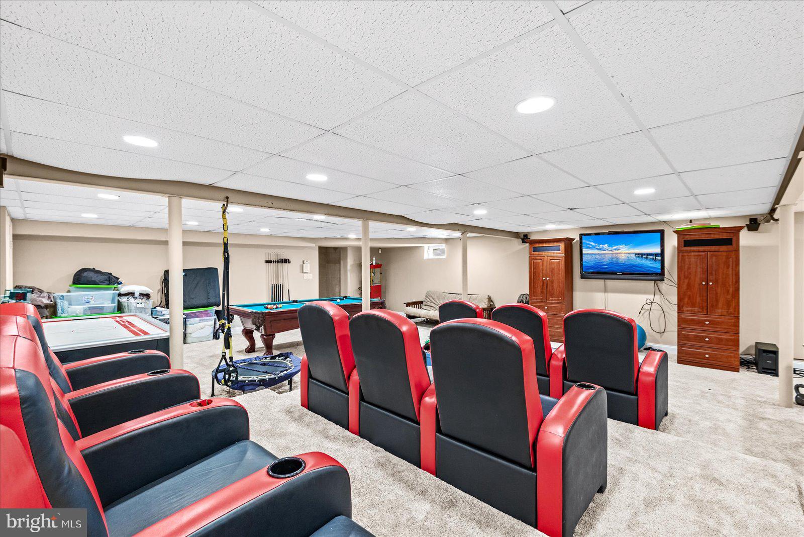 DEEPWATER COVE - Residential