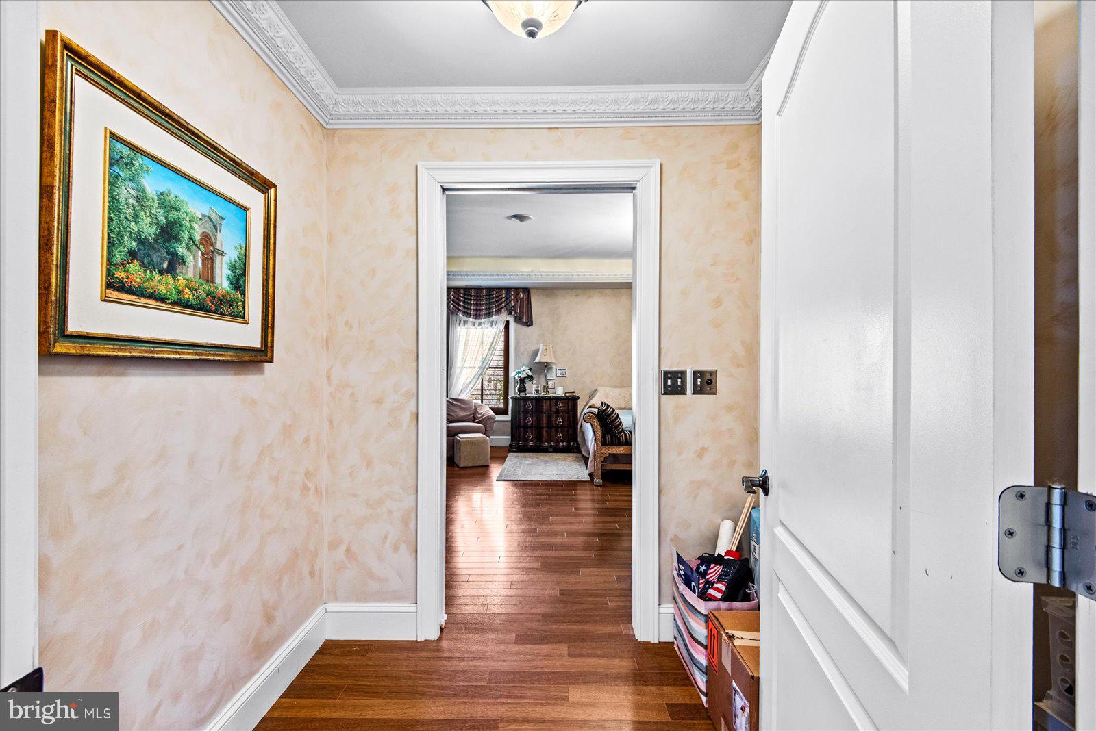 DEEPWATER COVE - Residential