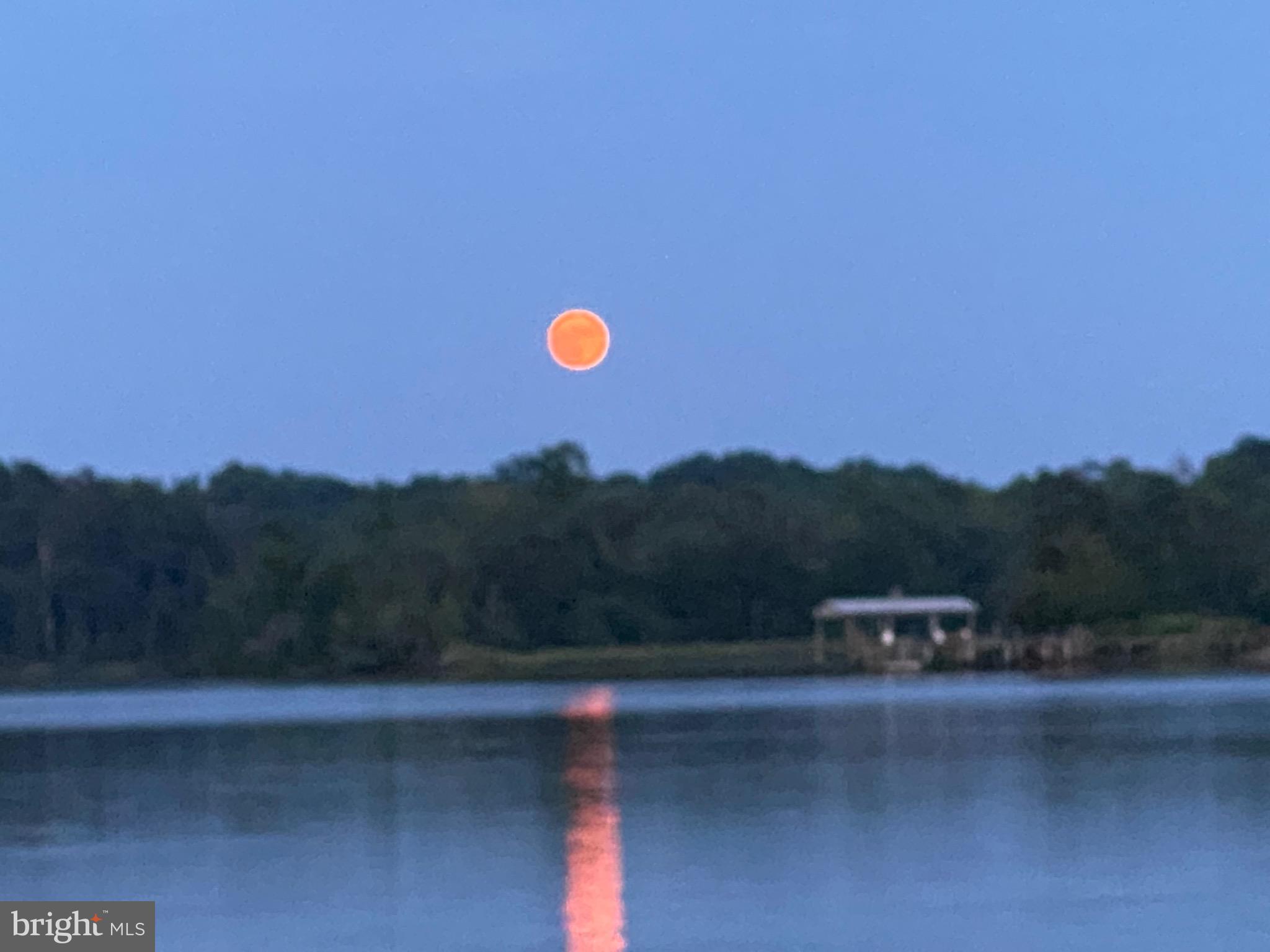 DEEPWATER COVE - Residential