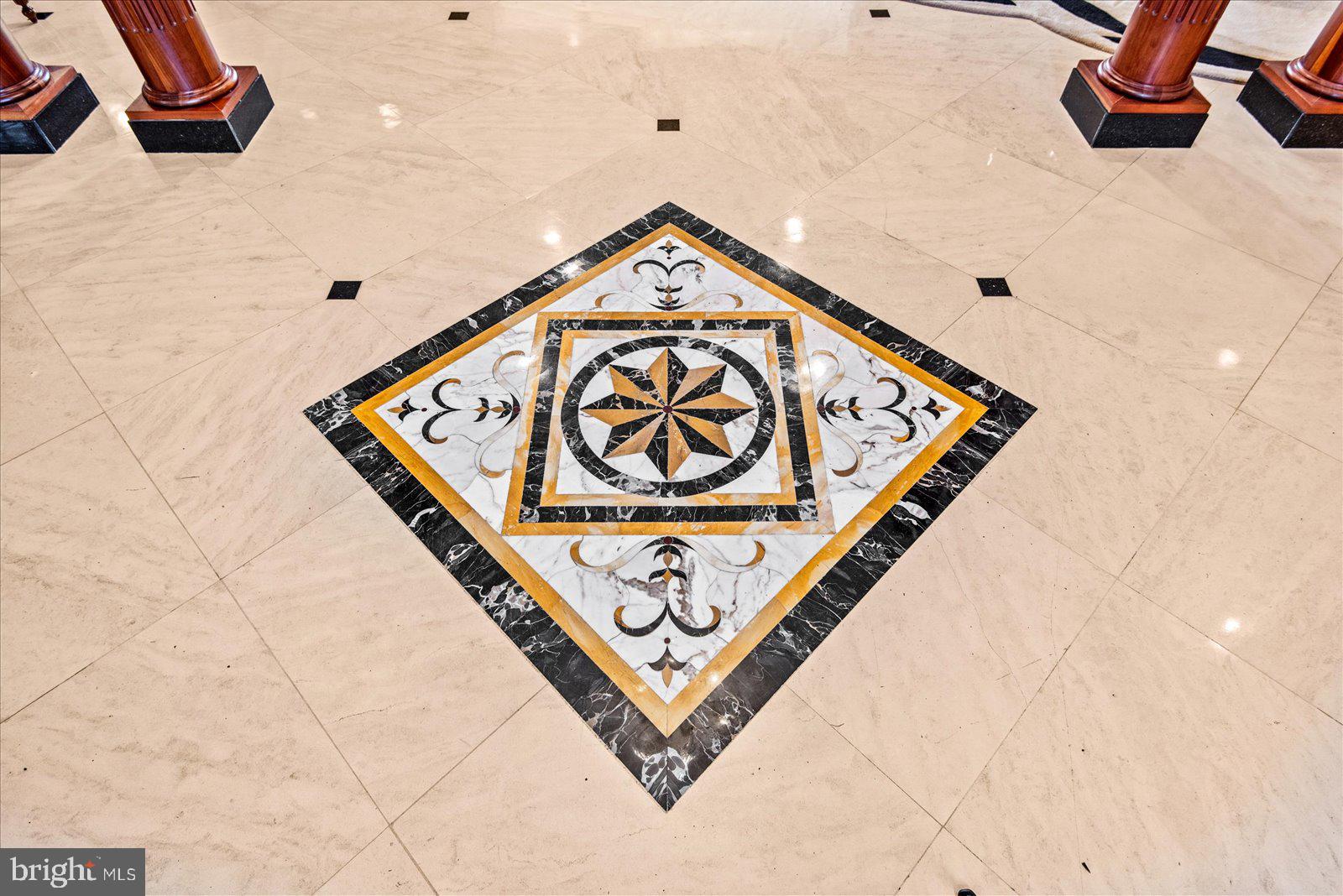 DEEPWATER COVE - Residential