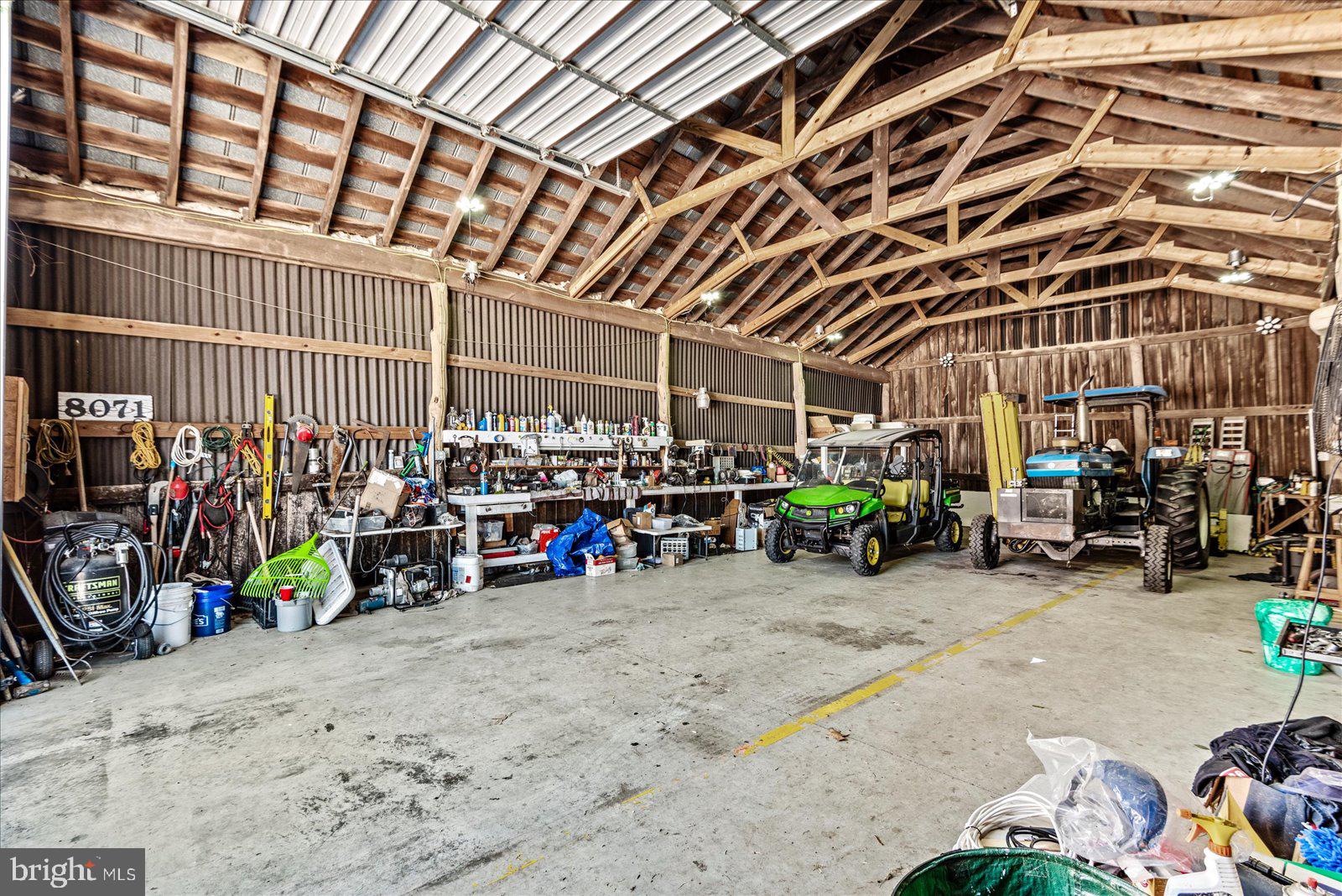 DEEPWATER COVE - Residential