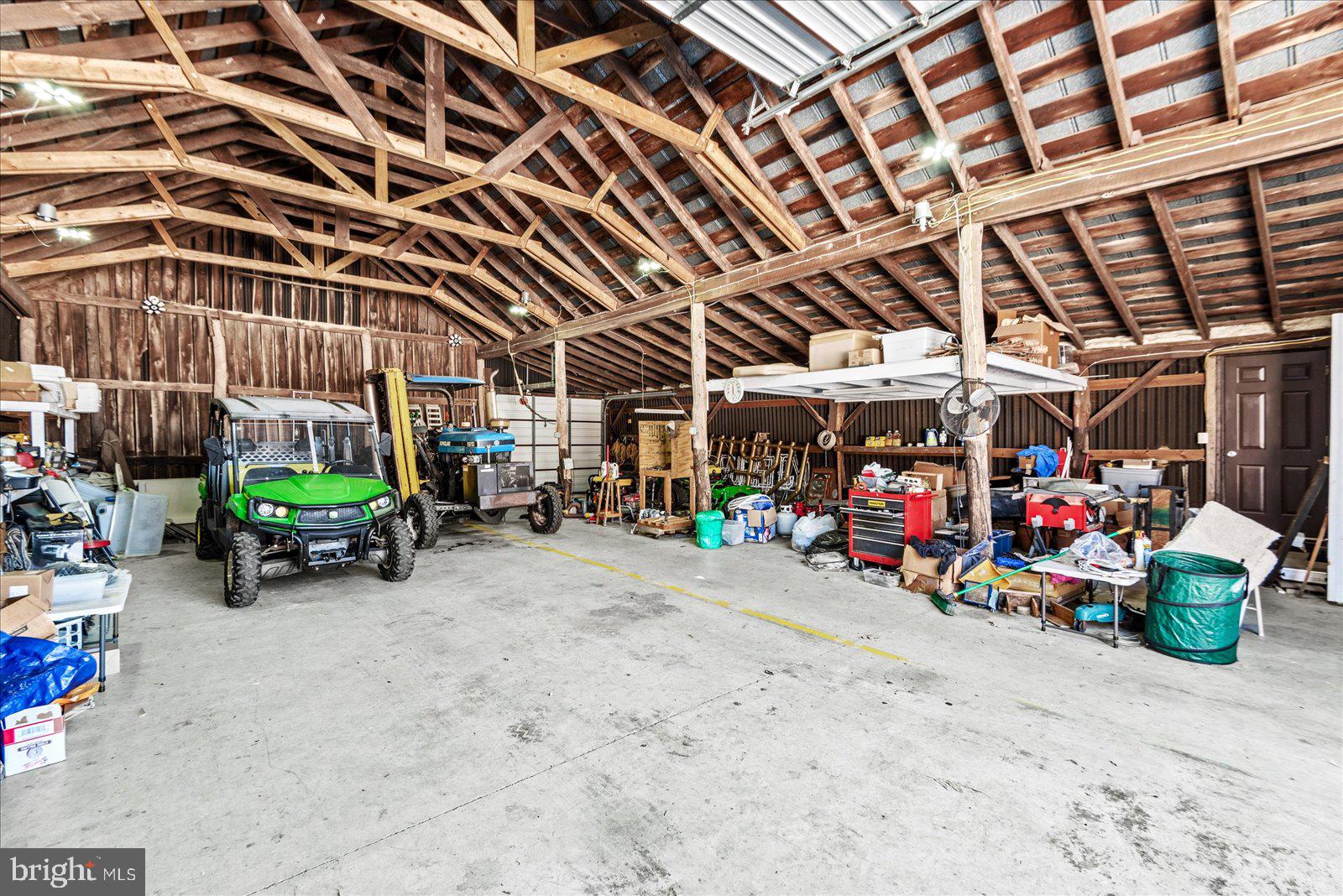 DEEPWATER COVE - Residential