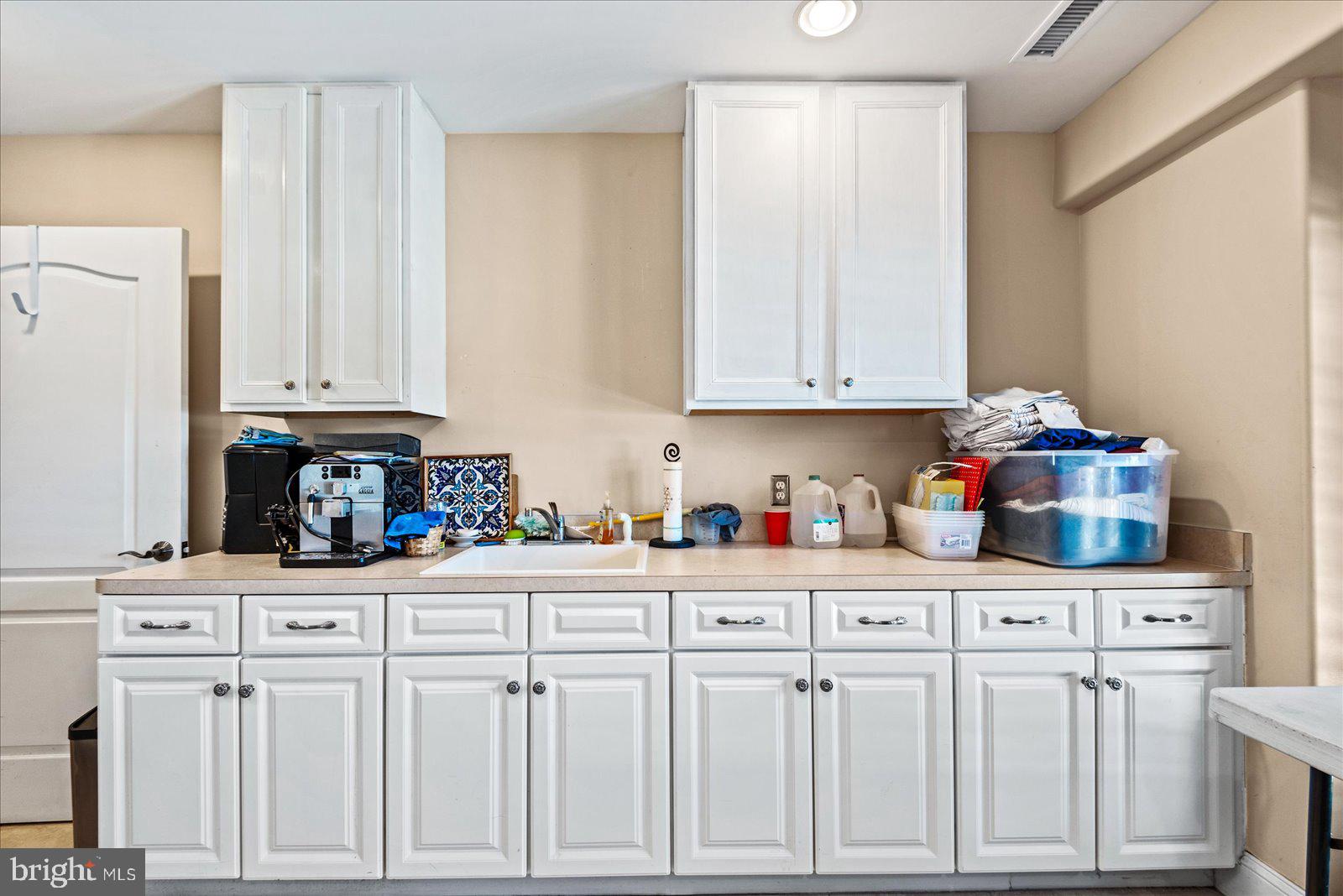 DEEPWATER COVE - Residential